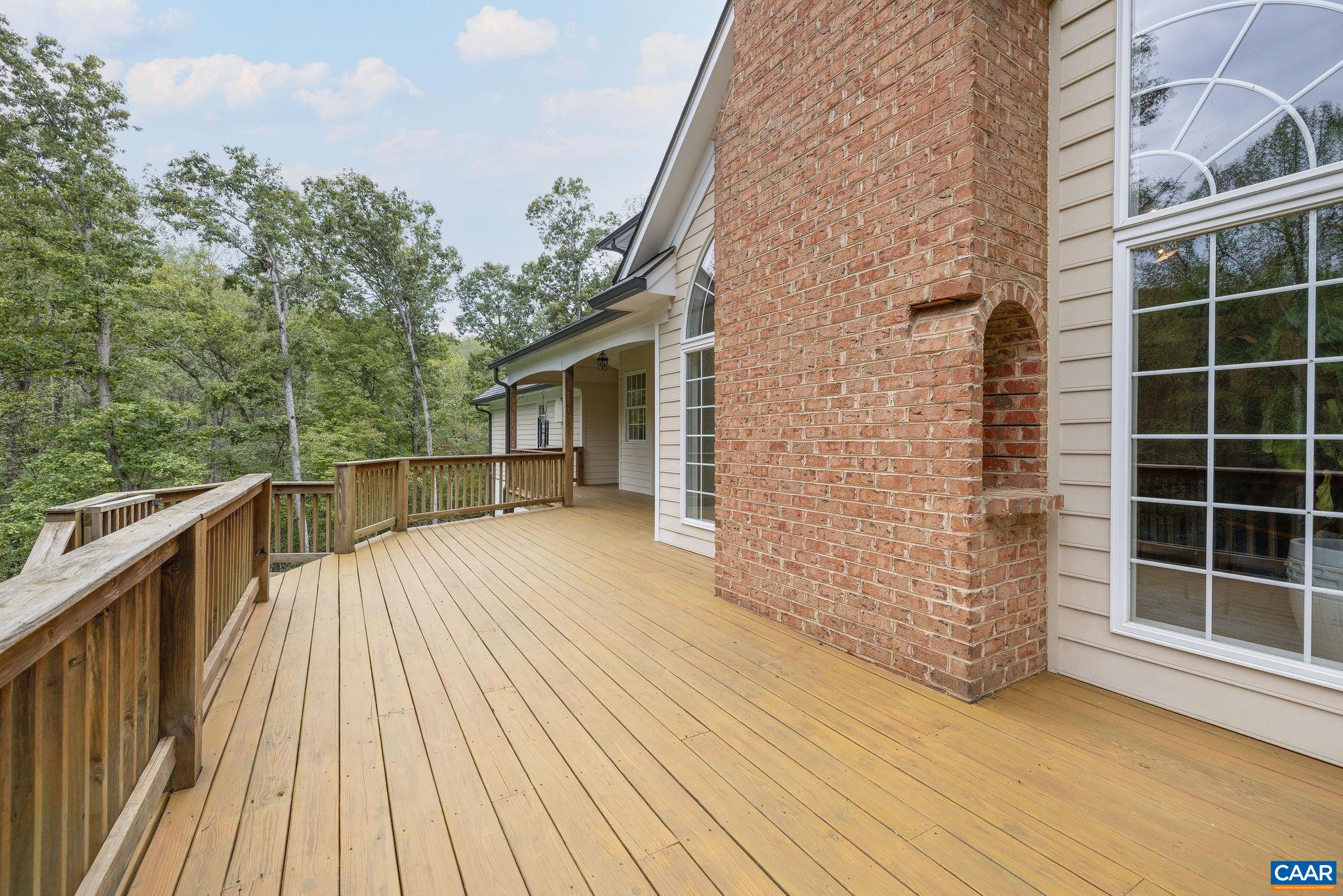 3395 BROOKSIDE DR