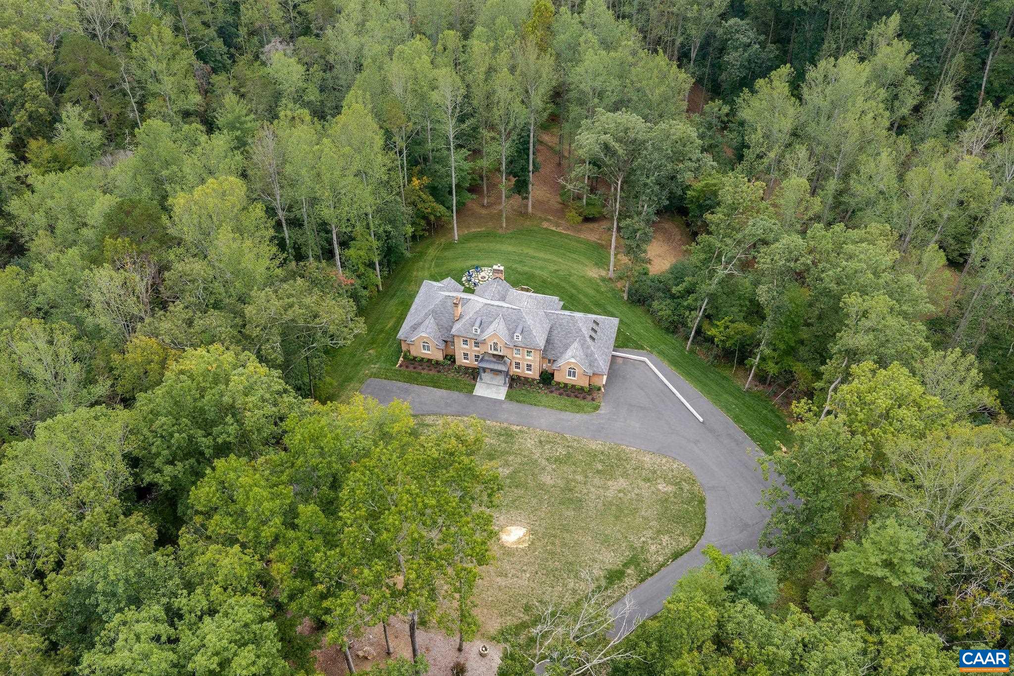 3395 BROOKSIDE DR