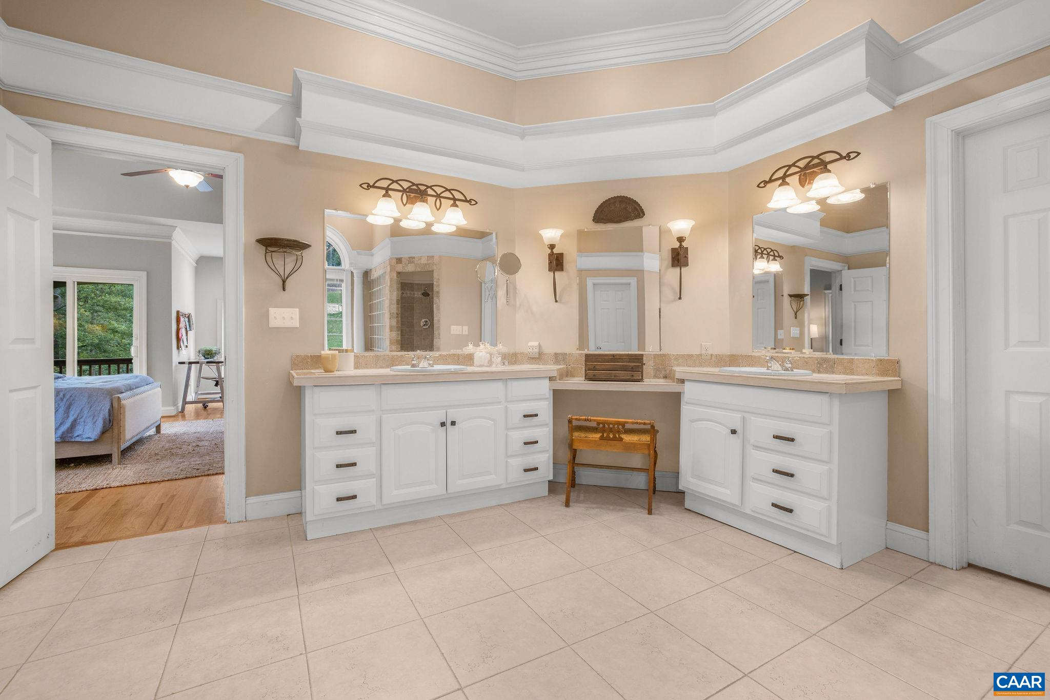 3395 BROOKSIDE DR