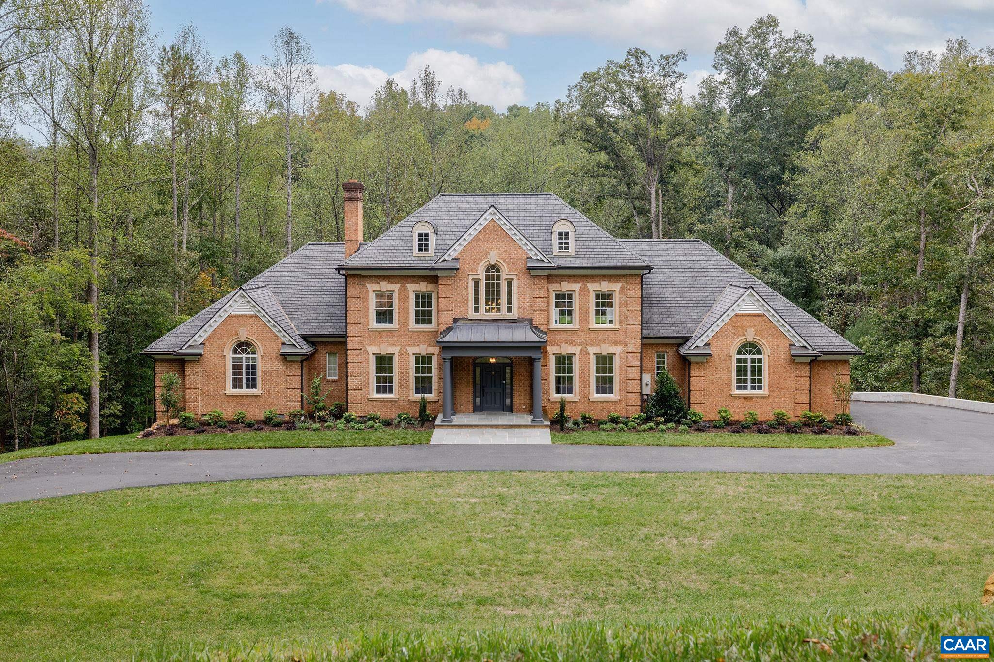 3395 BROOKSIDE DR