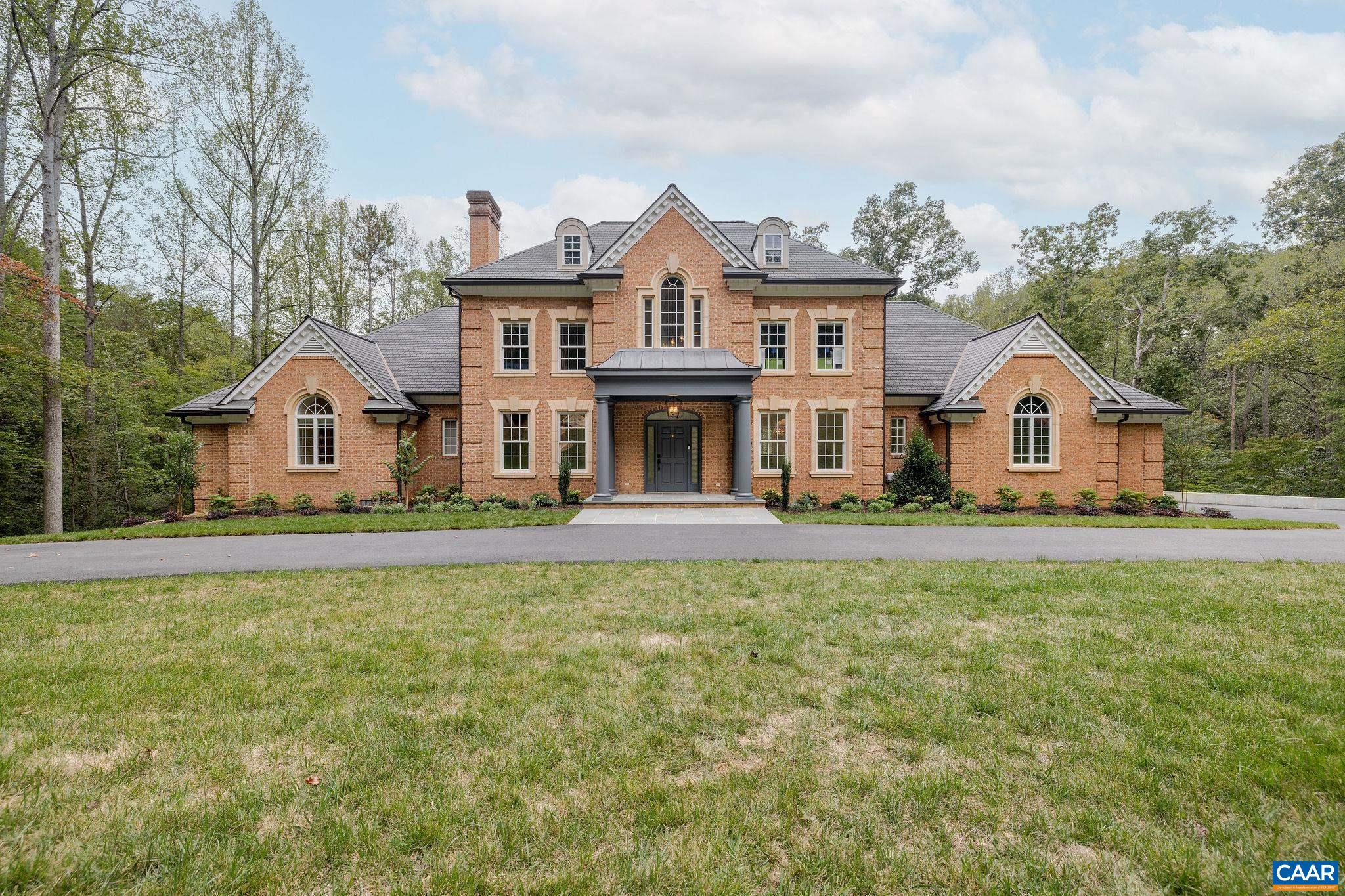 3395 BROOKSIDE DR