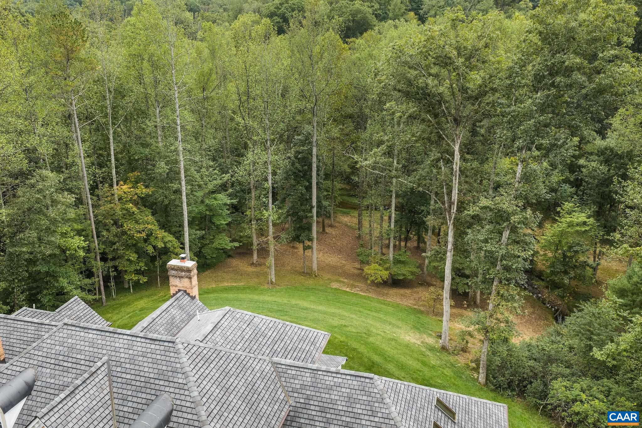 3395 BROOKSIDE DR