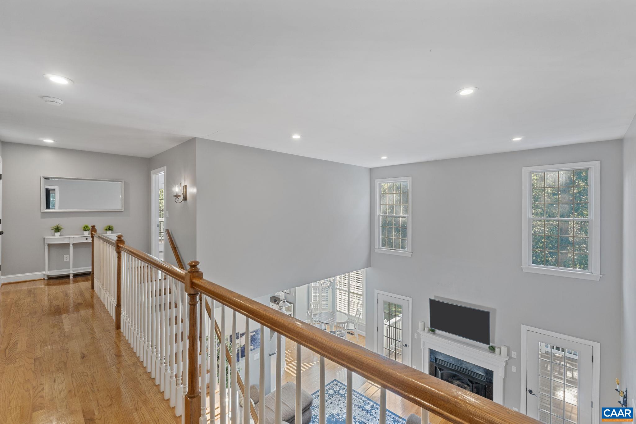2370 WALNUT RIDGE LN