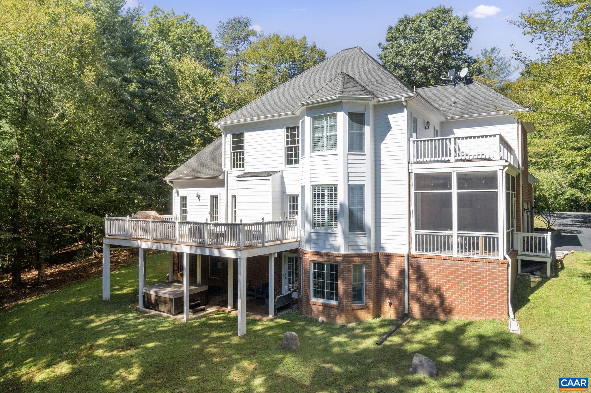2370 WALNUT RIDGE LN