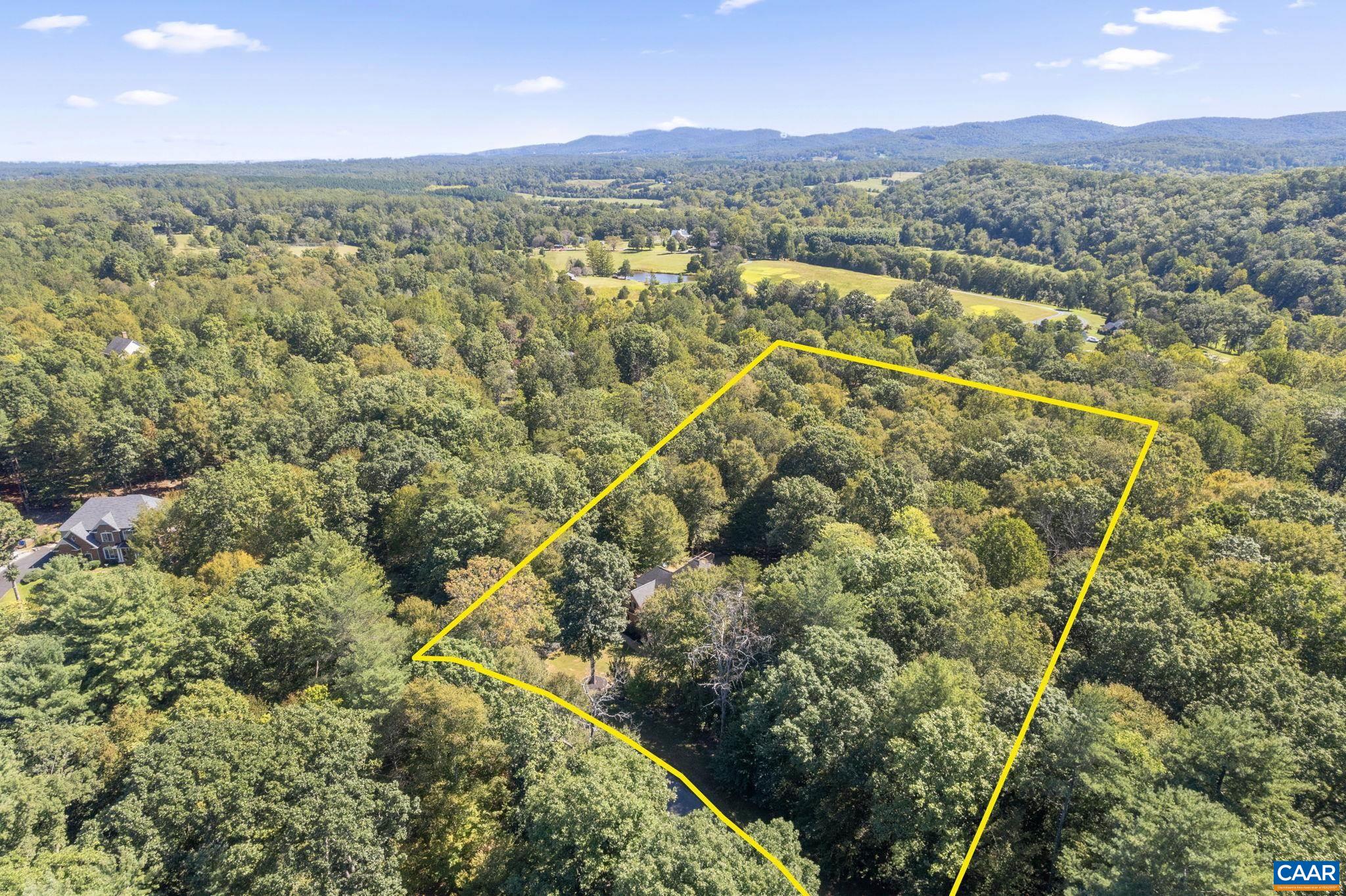 2370 WALNUT RIDGE LN