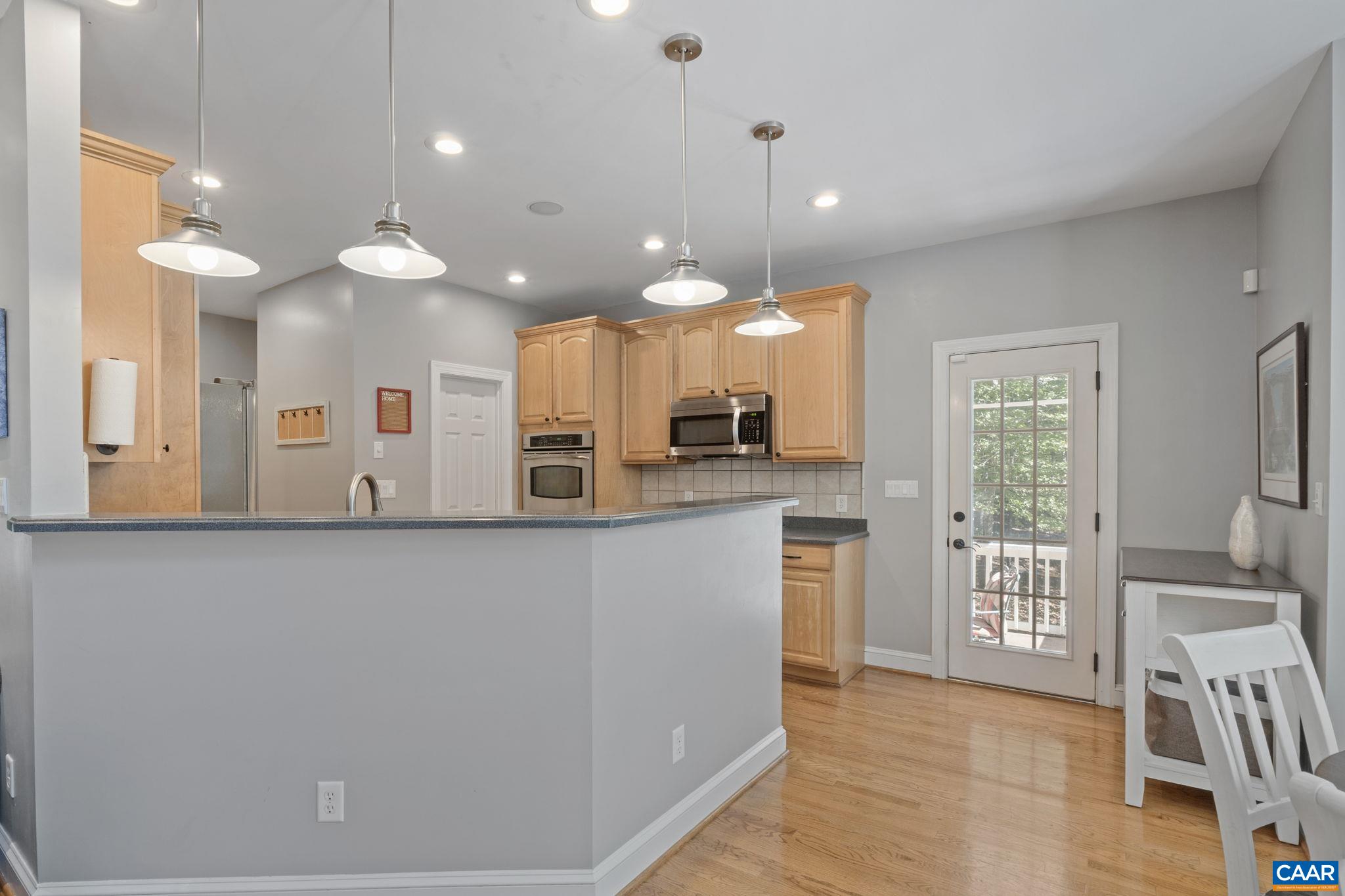 2370 WALNUT RIDGE LN