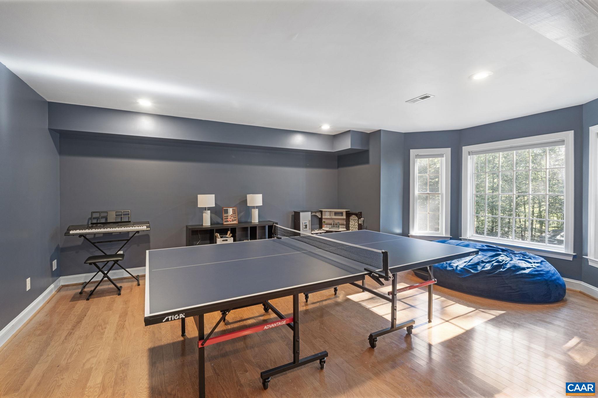 2370 WALNUT RIDGE LN