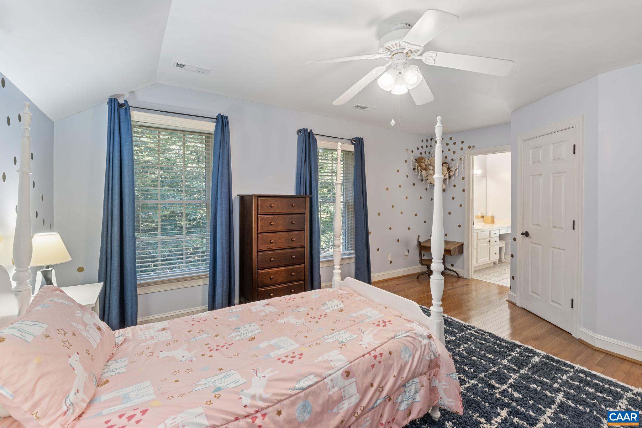 2370 WALNUT RIDGE LN