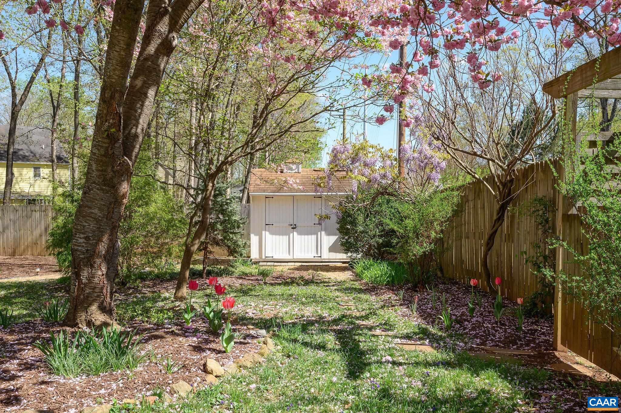 1619 INGLEWOOD DR