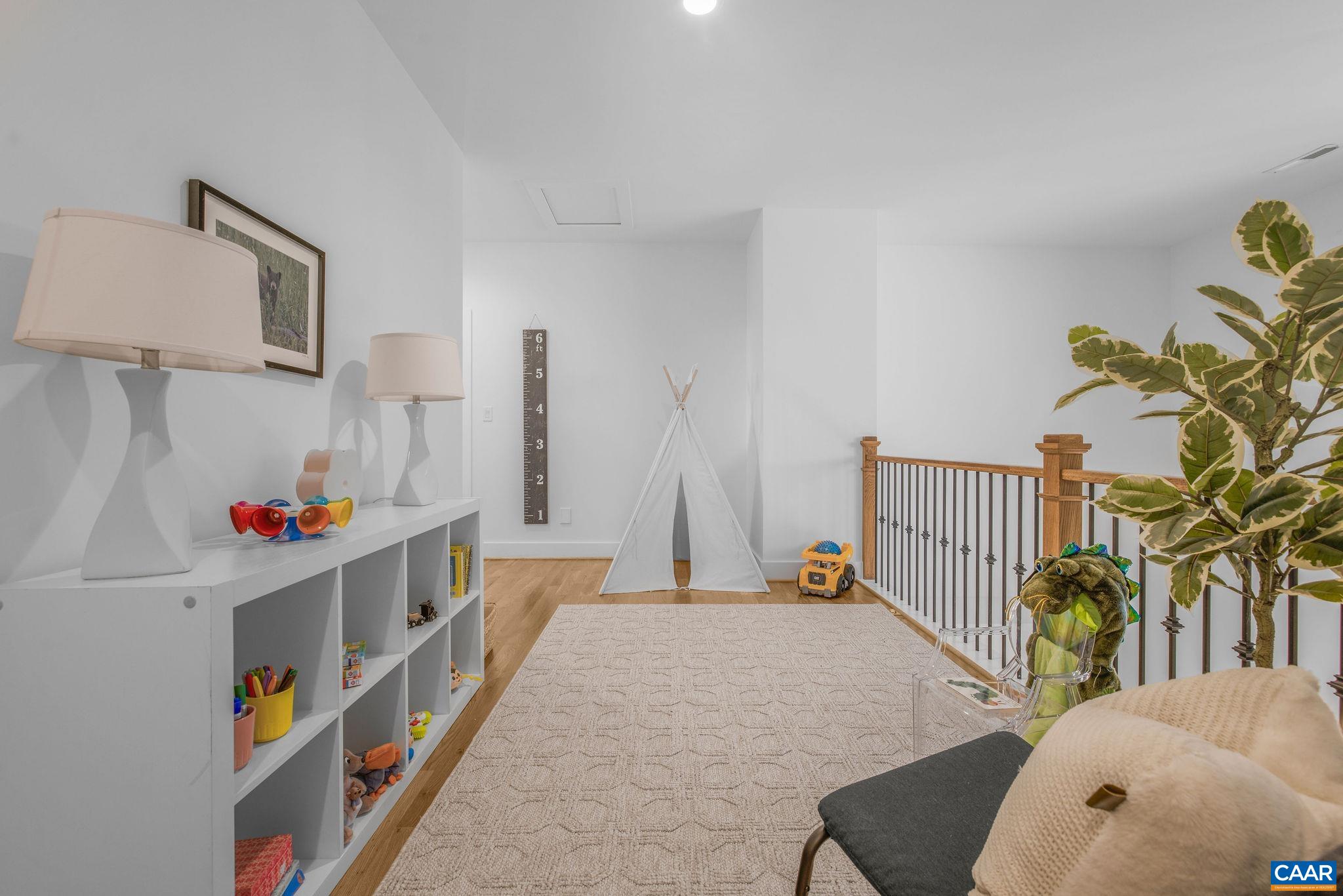 2465 SUMMIT RIDGE TRL