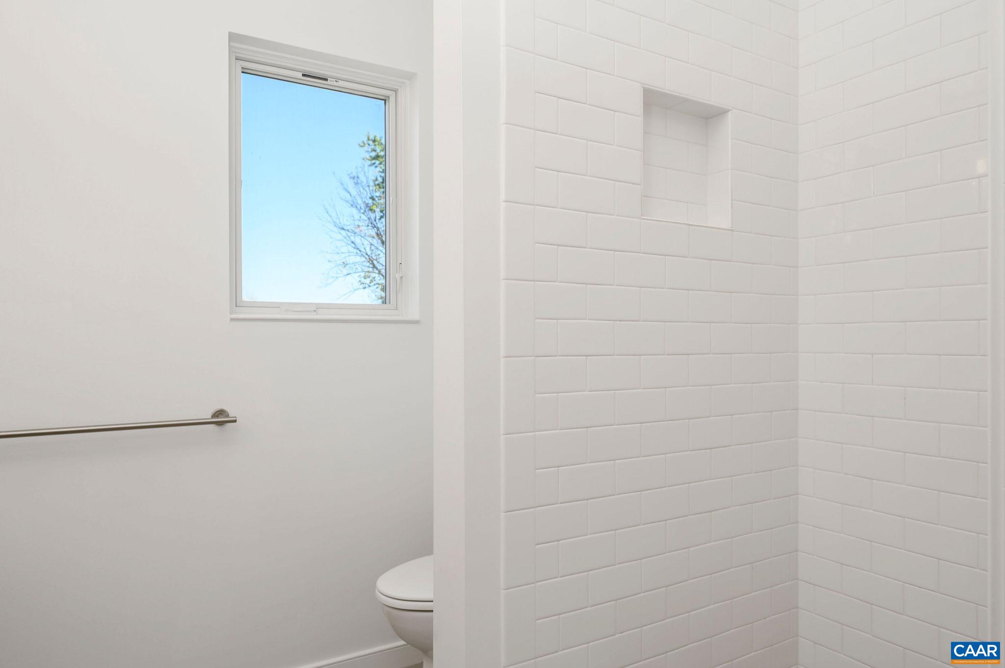 1130 E HIGH ST Unit: J