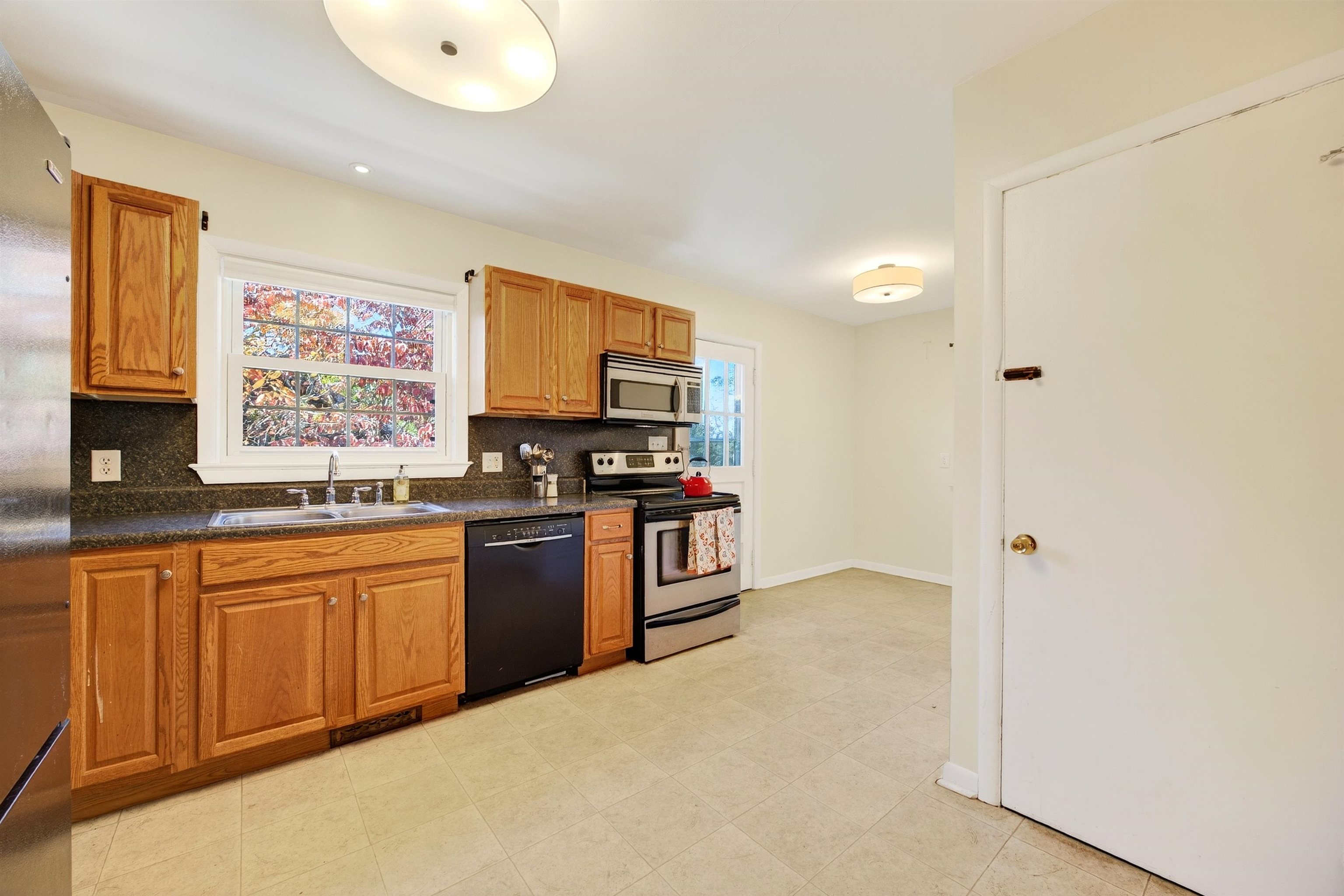 19 N LYNNHAVEN DR