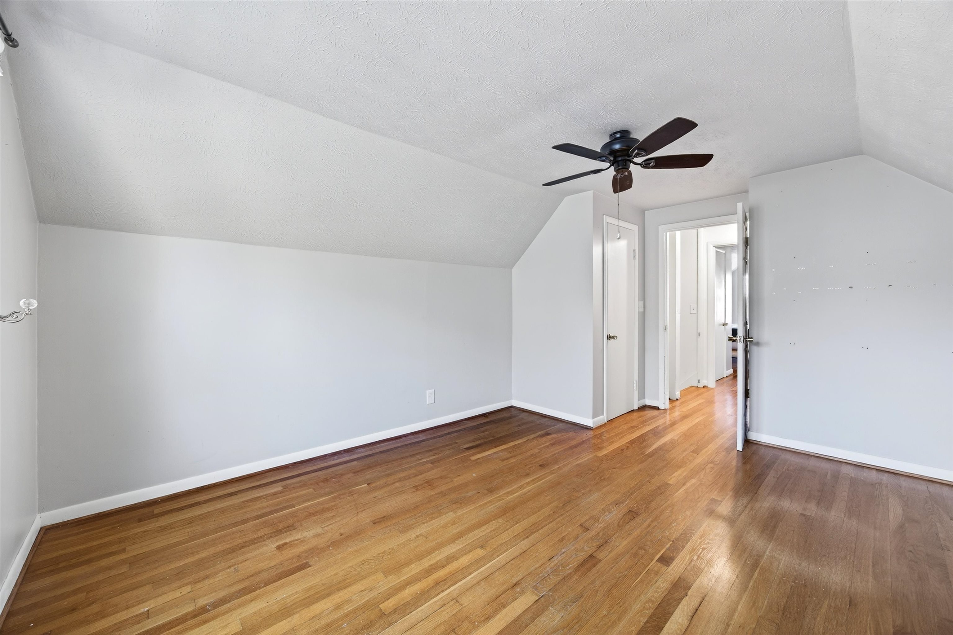 19 N LYNNHAVEN DR