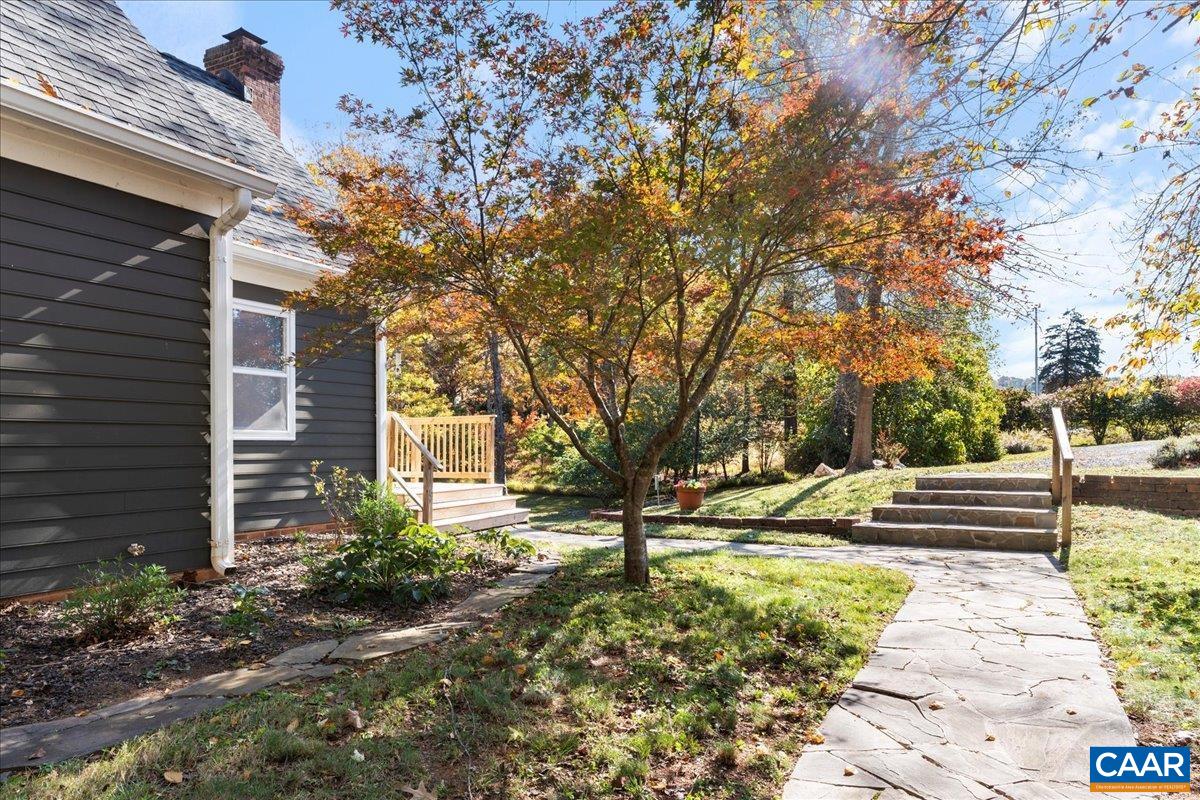 555 GILLUMS RIDGE RD