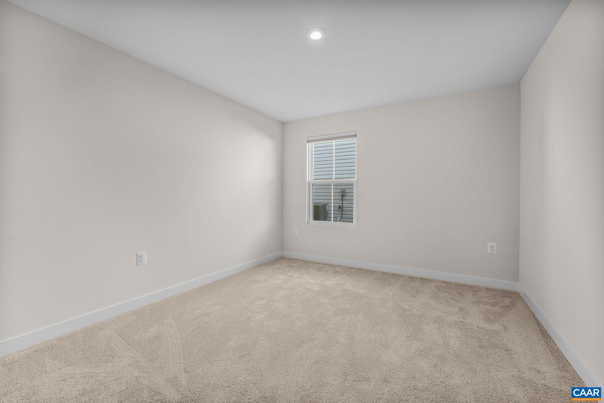 108 WHITE SANDS BLVD