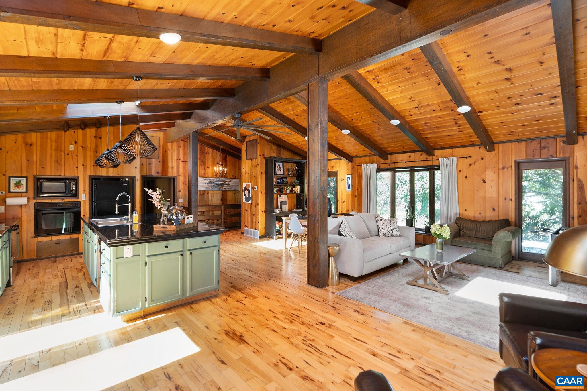 1562 Afton Mountain Rd