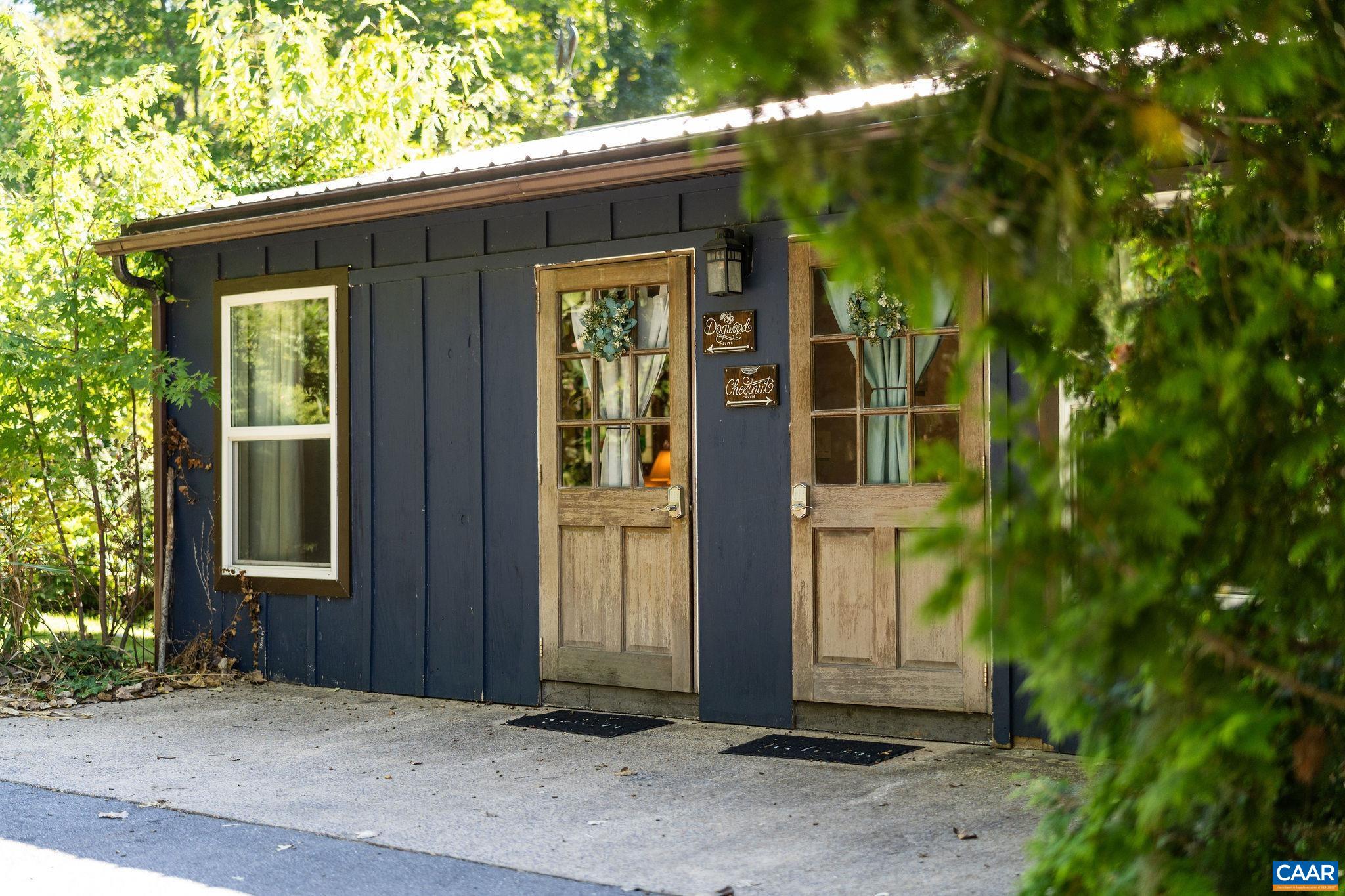 1562 Afton Mountain Rd