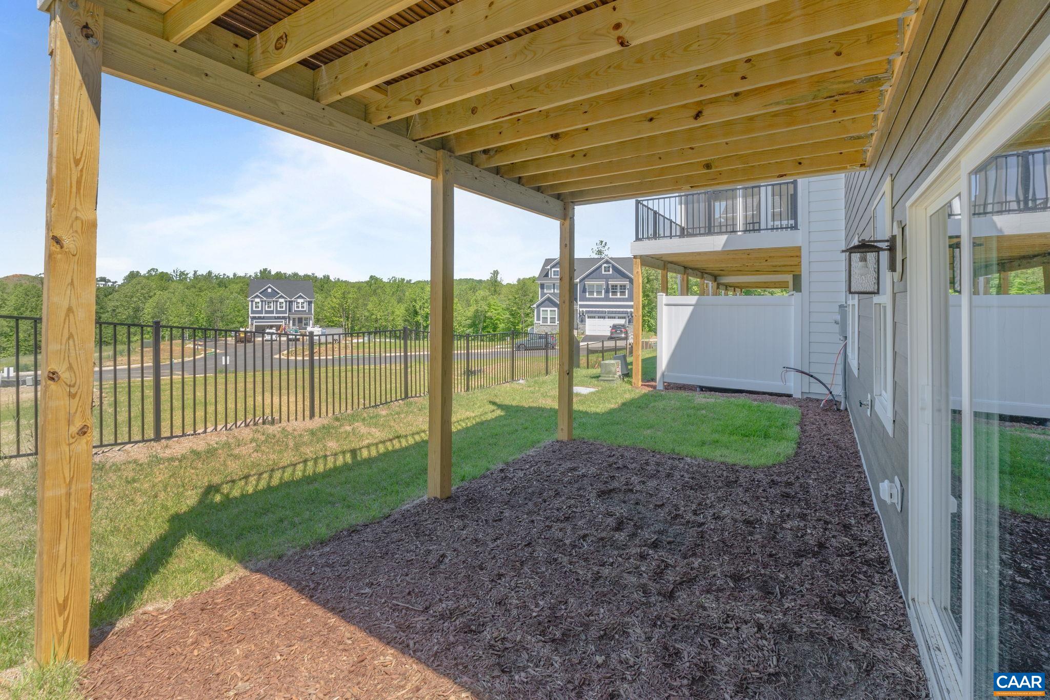 1365 LACONIA LN