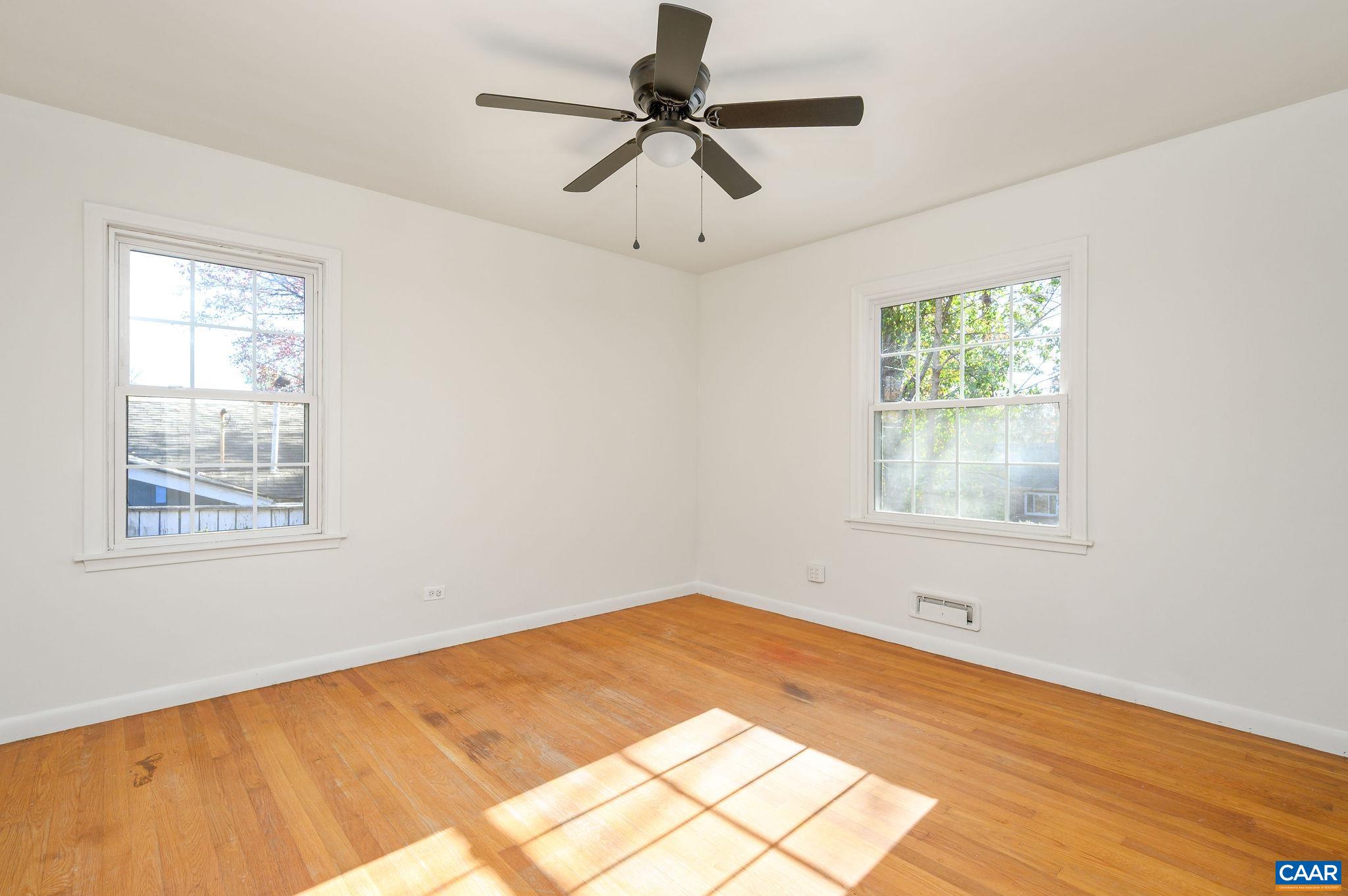 2304 SHELBY DR