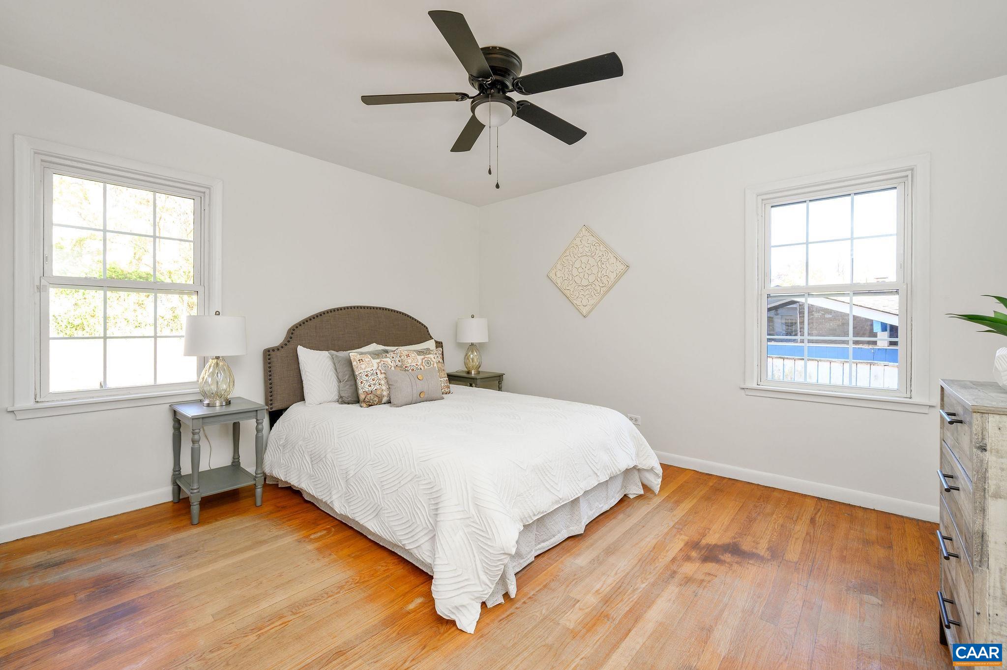2304 SHELBY DR