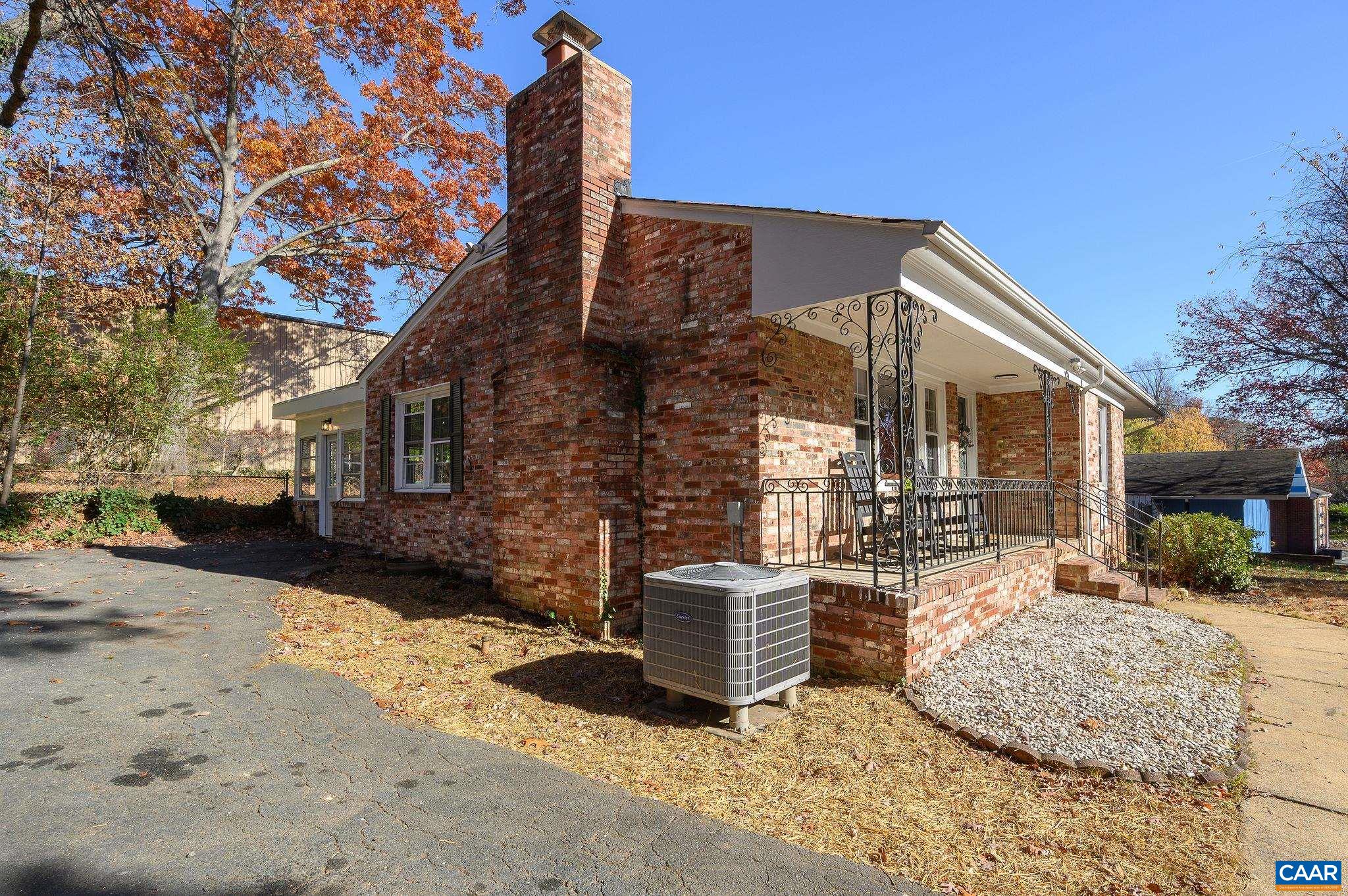 2304 SHELBY DR
