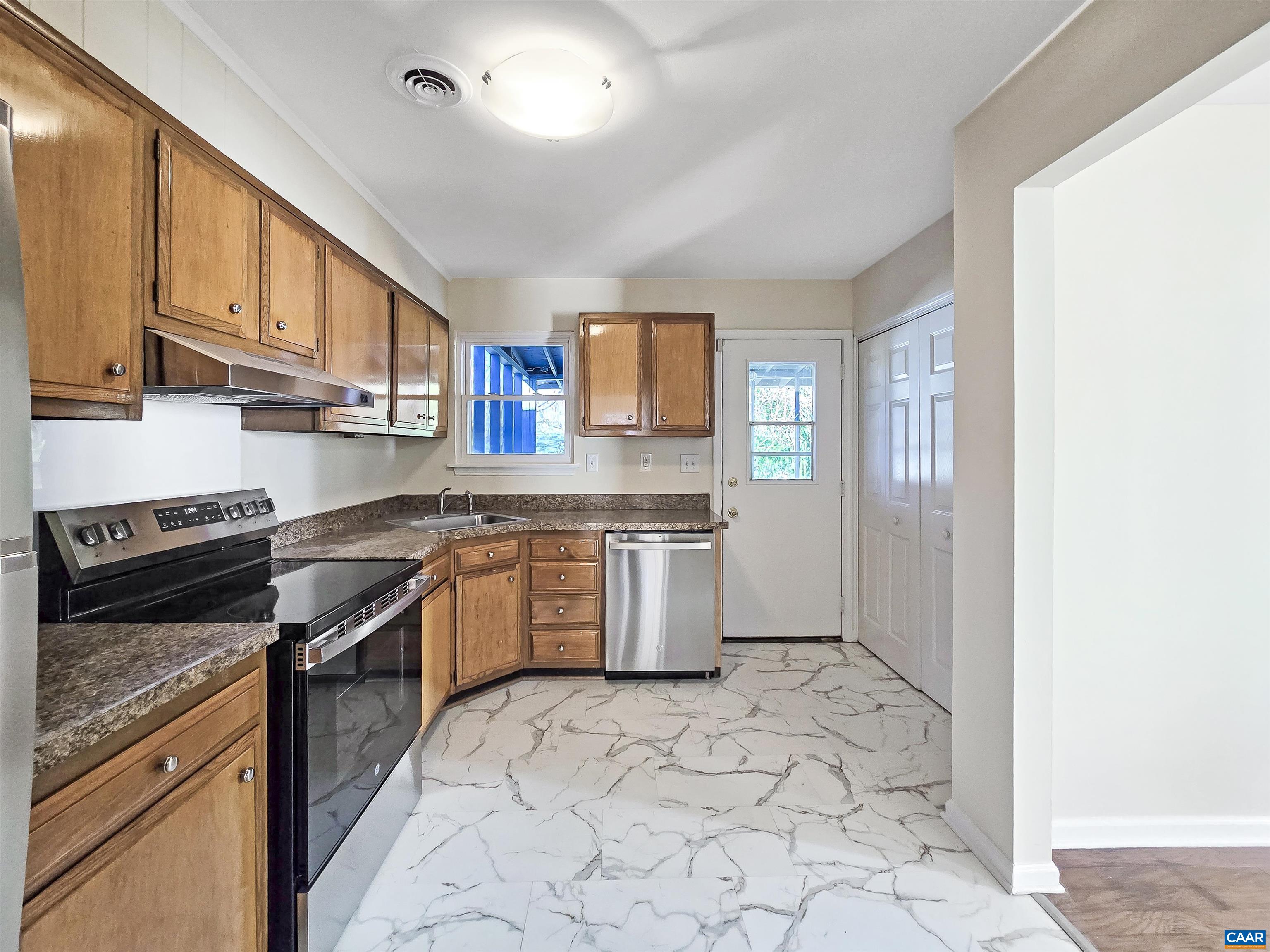 809 PROSPECT AVE