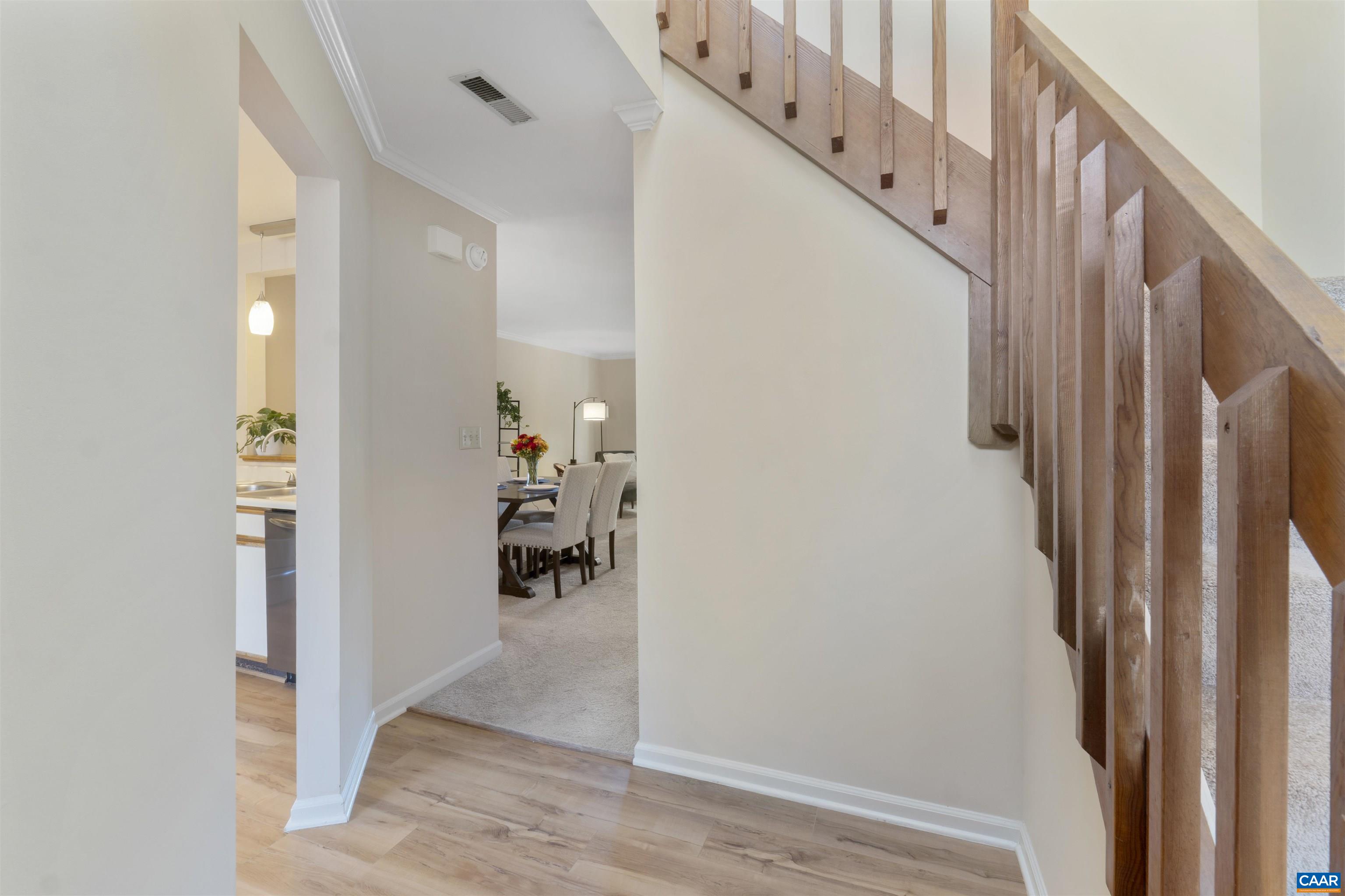 1265 MAPLE VIEW DR