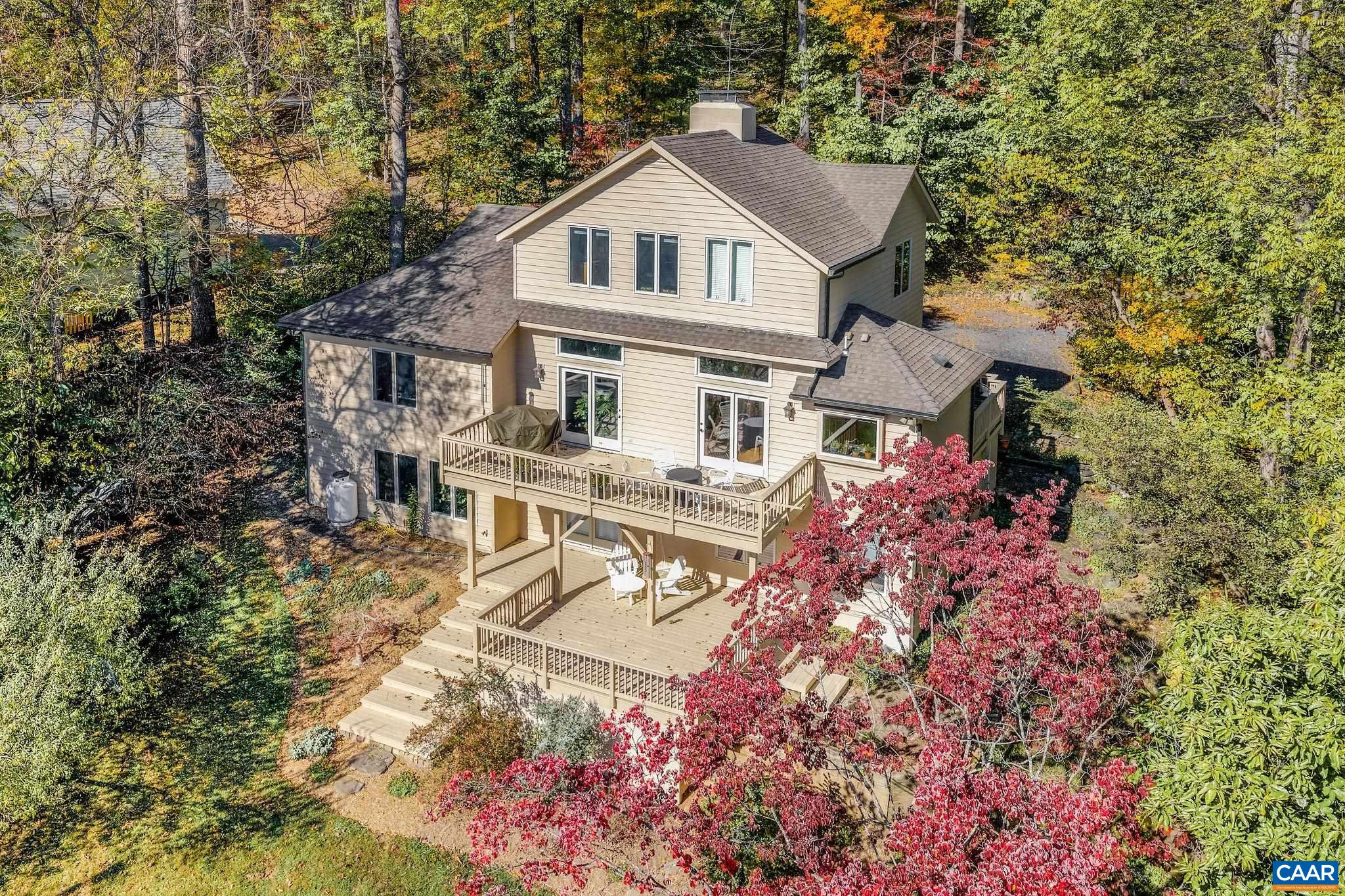 987 RODES FARM DR