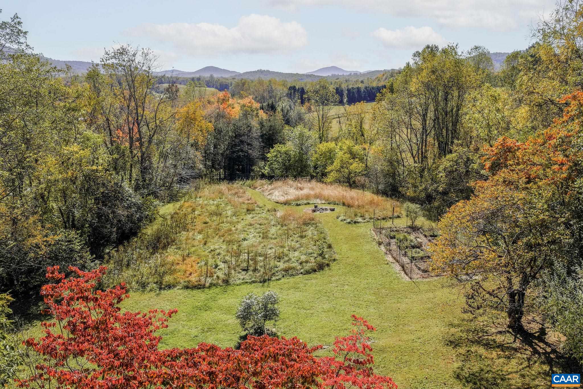 987 RODES FARM DR
