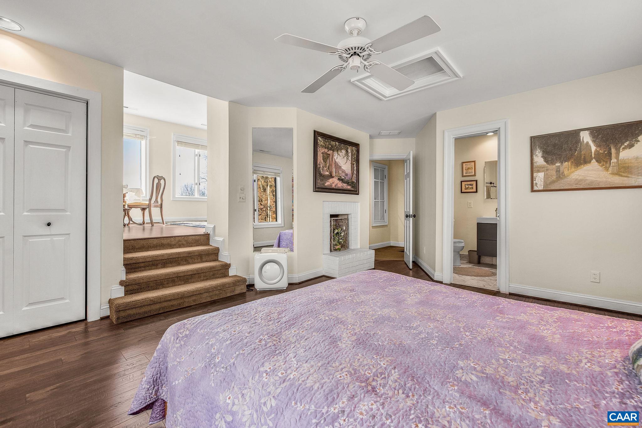 987 RODES FARM DR