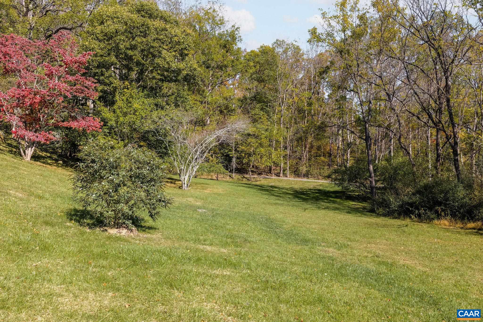 987 RODES FARM DR