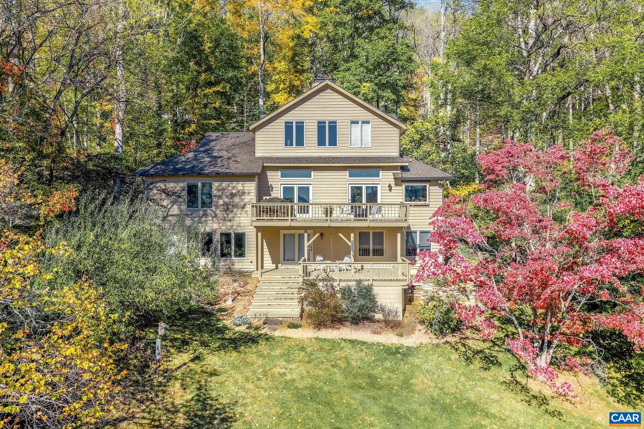 987 RODES FARM DR