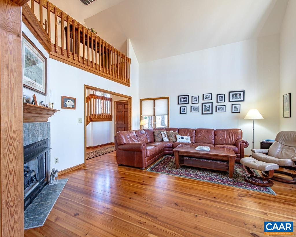 255 SADIE LN