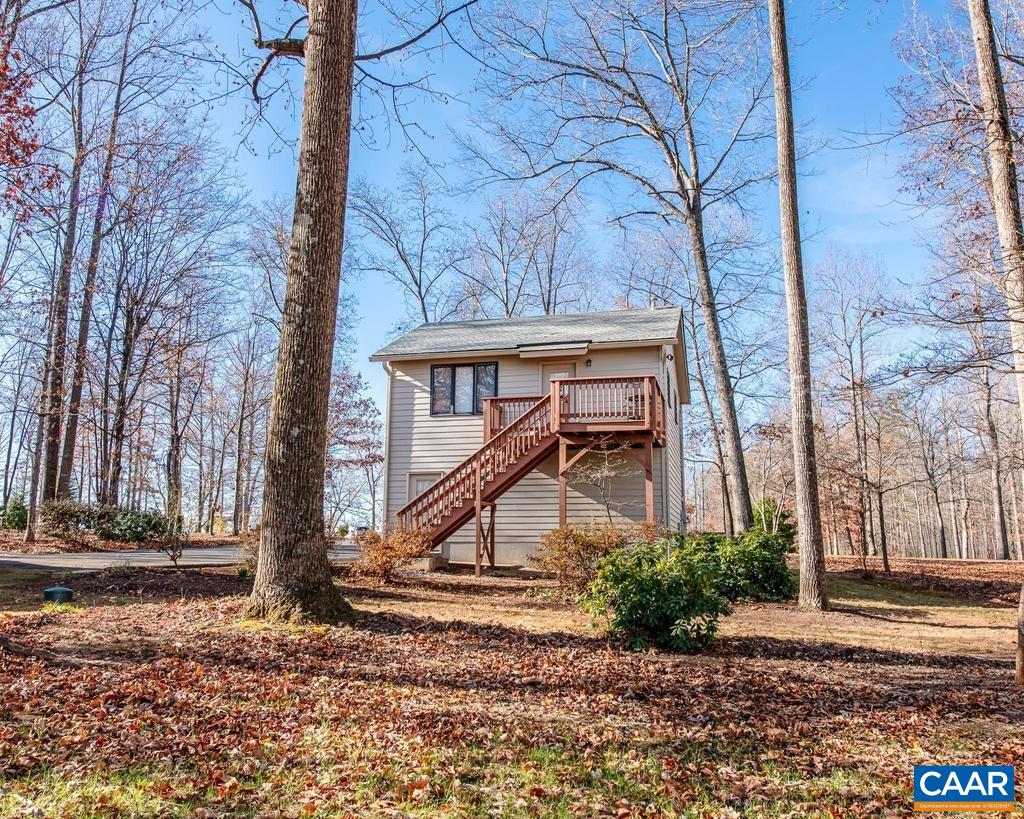 255 SADIE LN