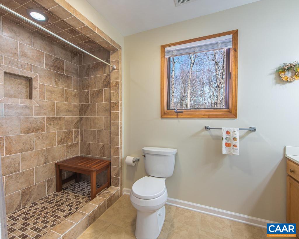 255 SADIE LN