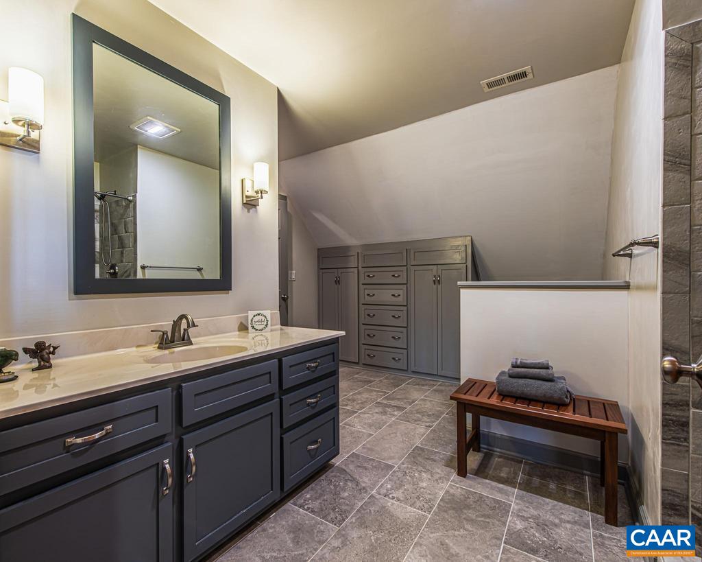 255 SADIE LN