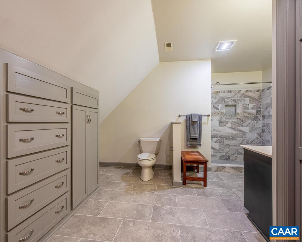 255 SADIE LN