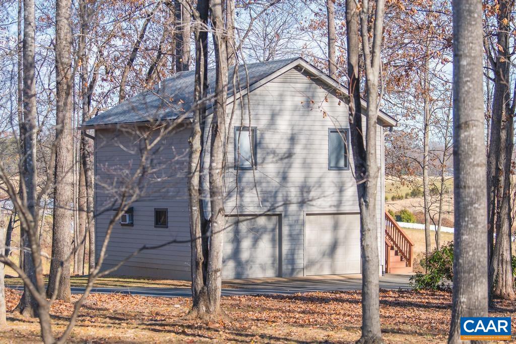 255 SADIE LN