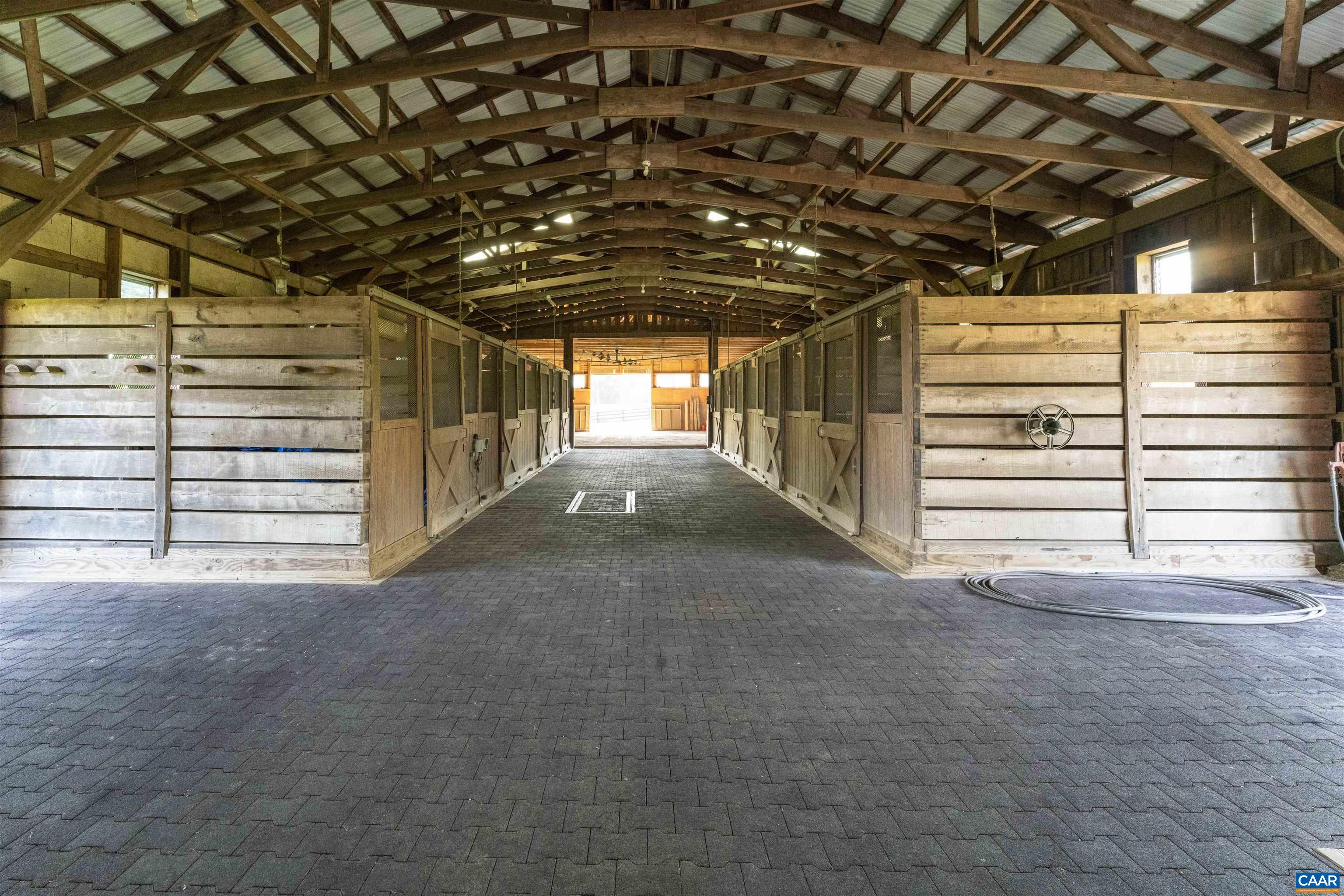 40B-37 THURSTON DR