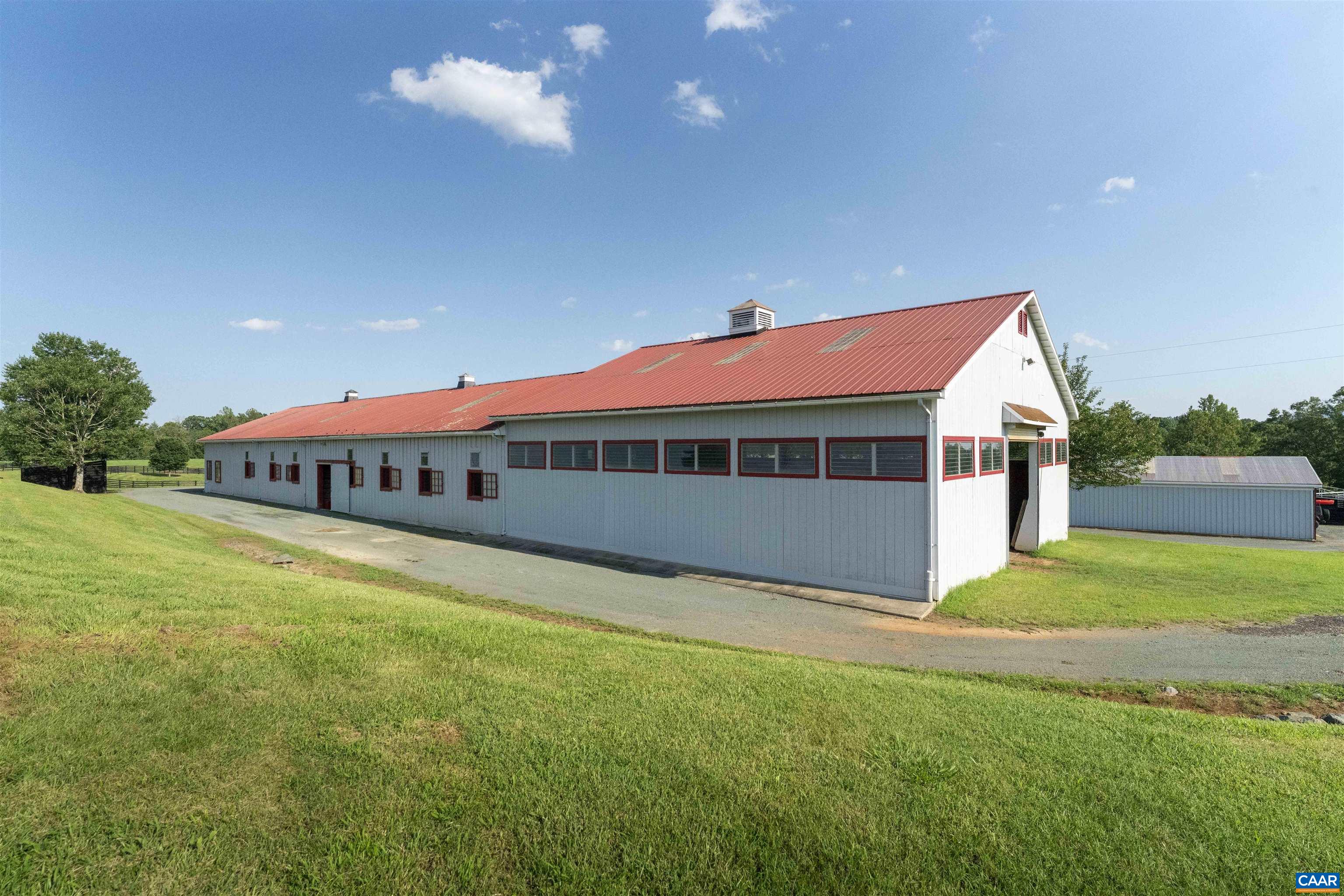 40B-37 THURSTON DR