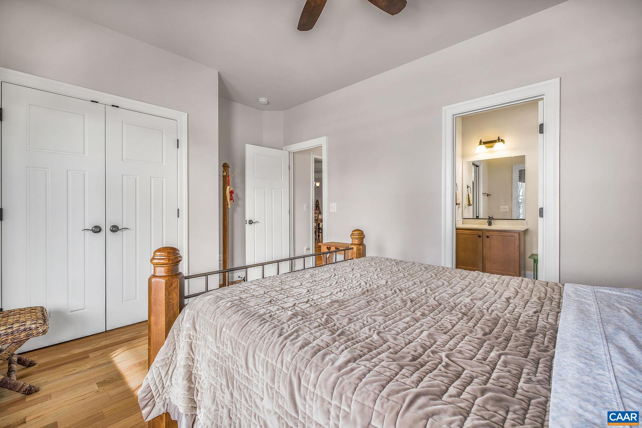 2449 PENDOWER LN