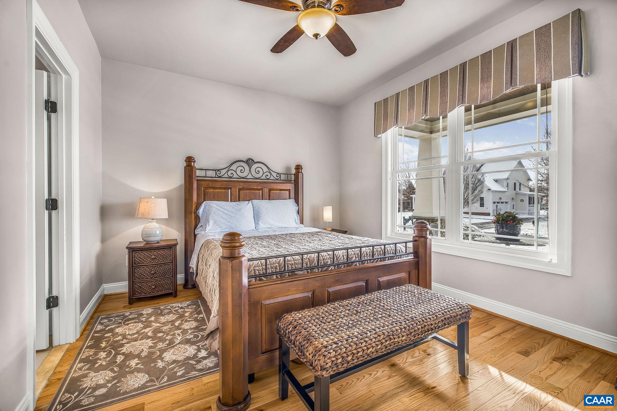 2449 PENDOWER LN