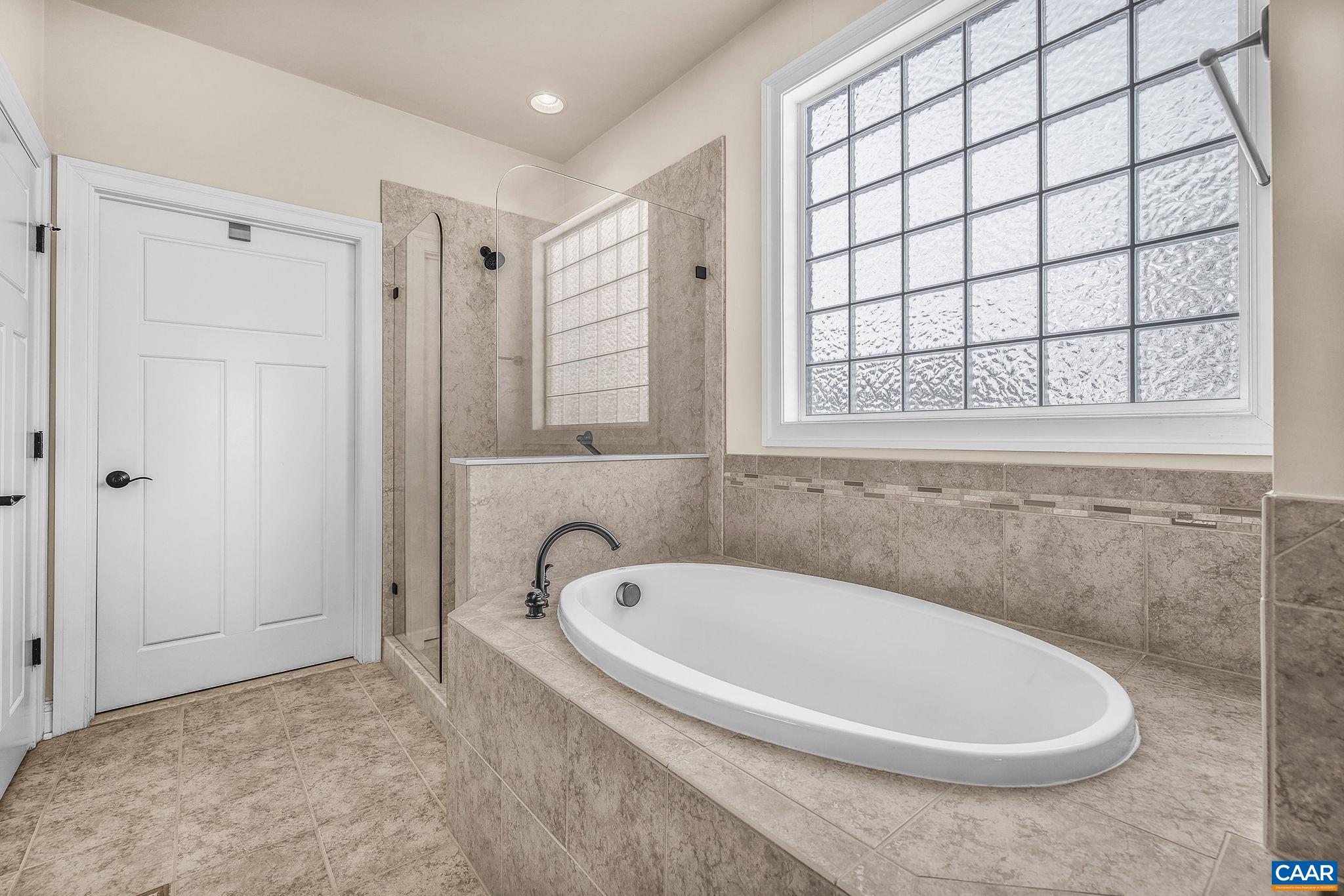 2449 PENDOWER LN