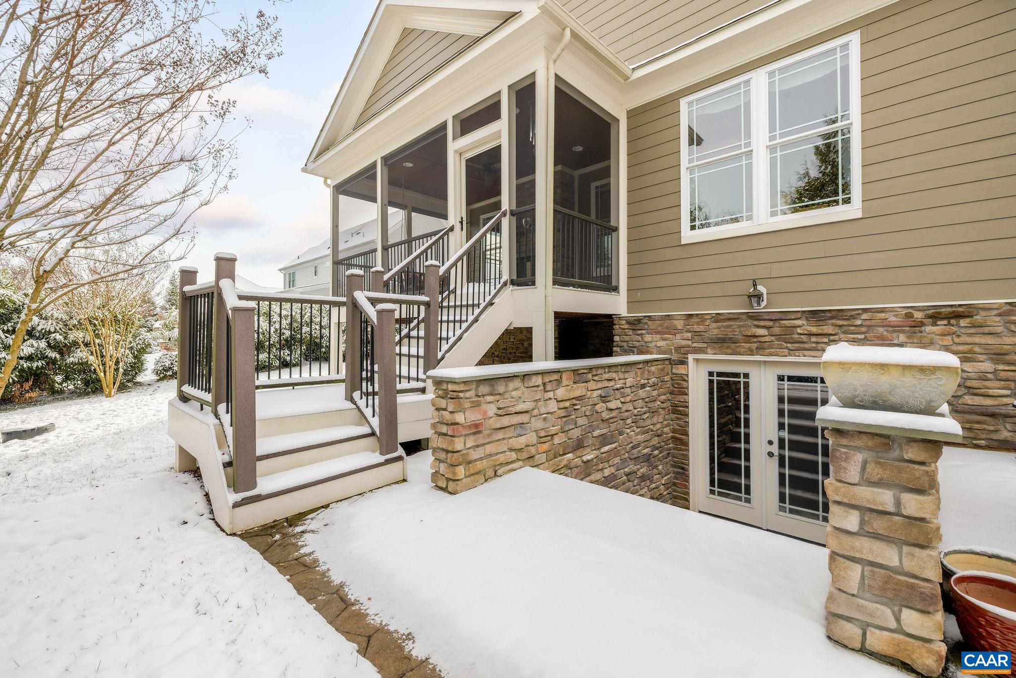 2449 PENDOWER LN
