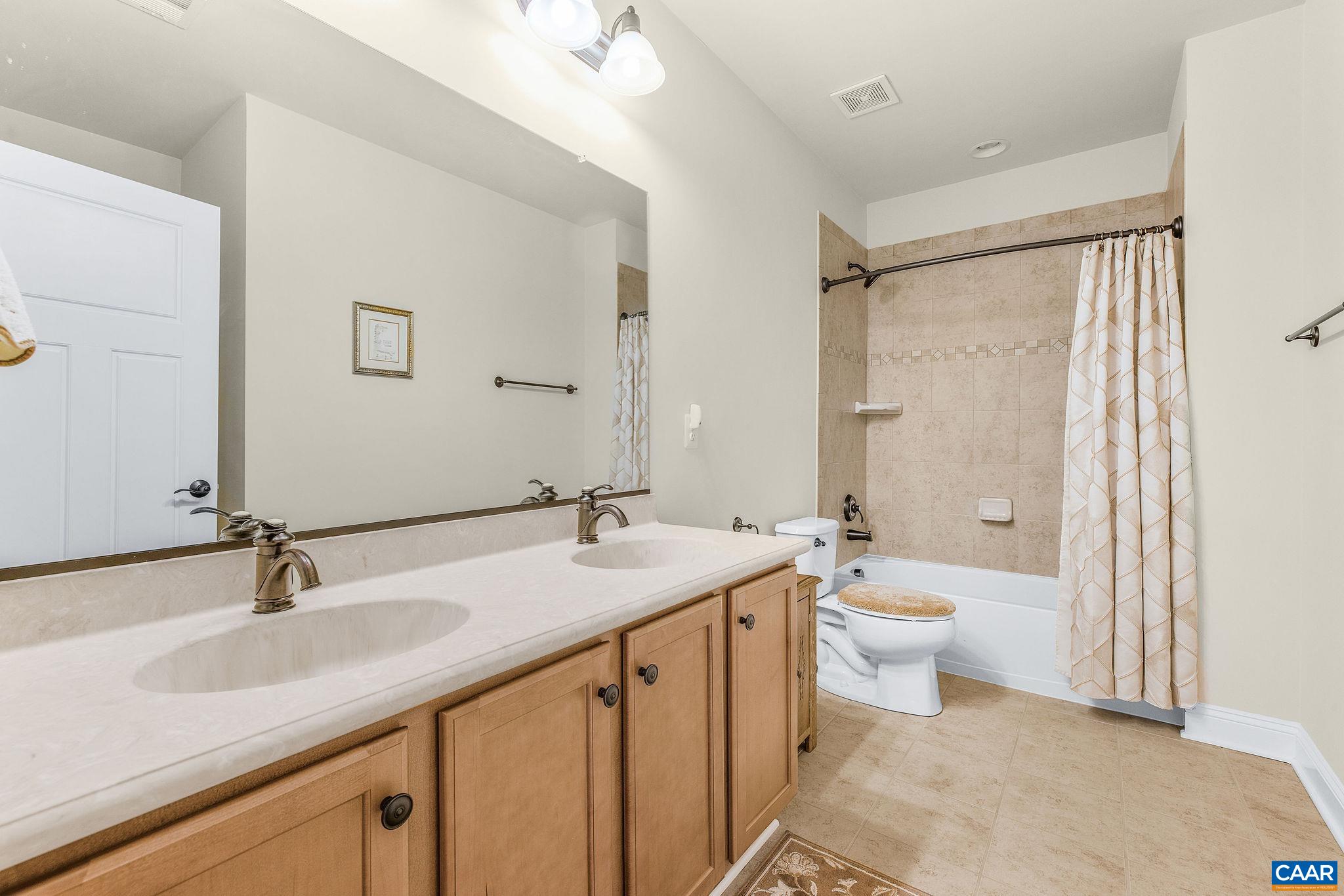 2449 PENDOWER LN