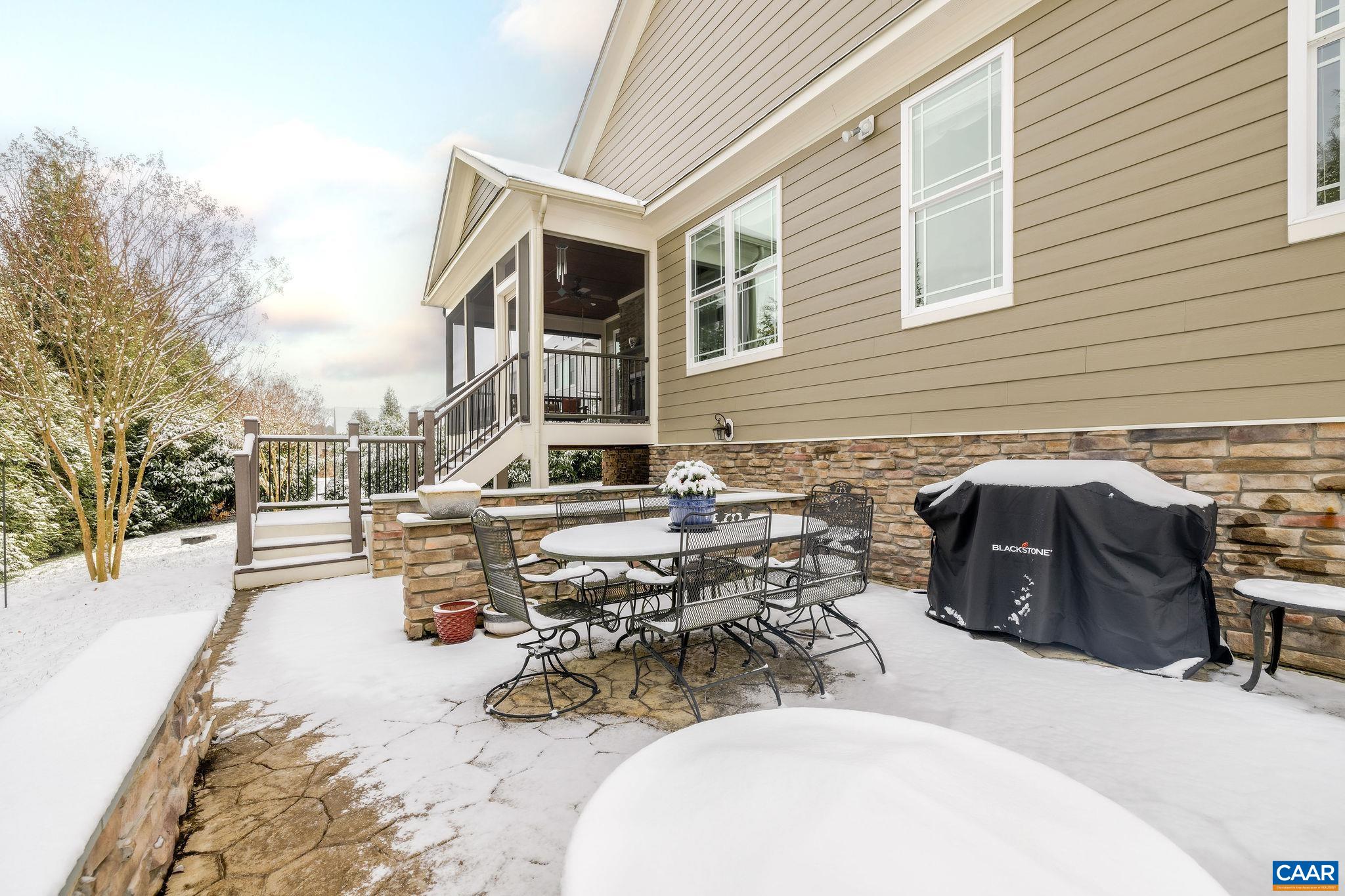 2449 PENDOWER LN