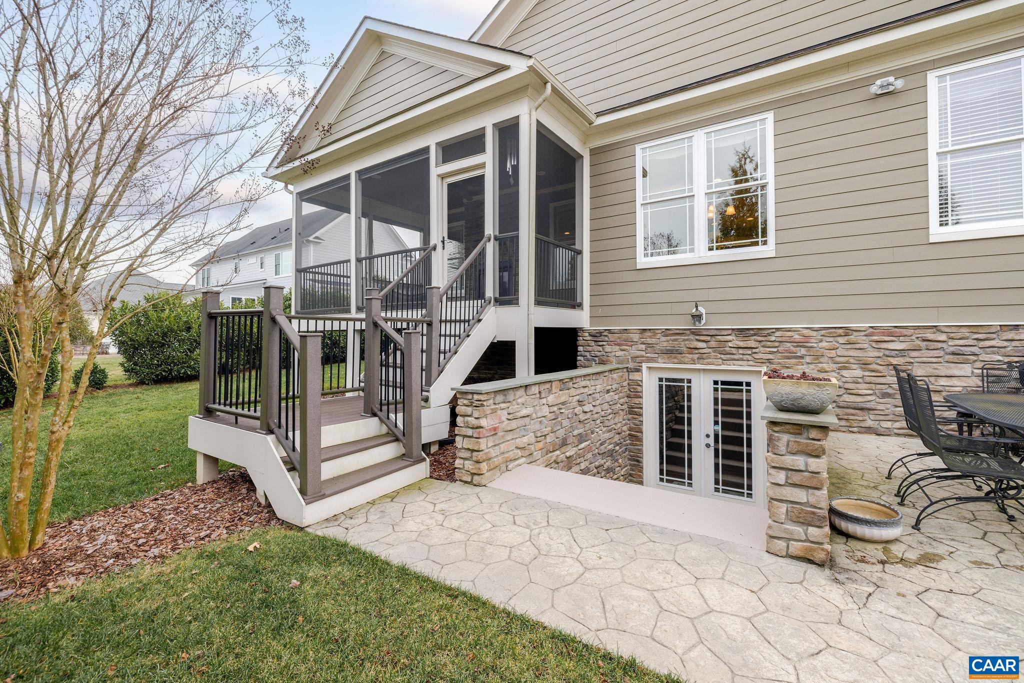 2449 PENDOWER LN