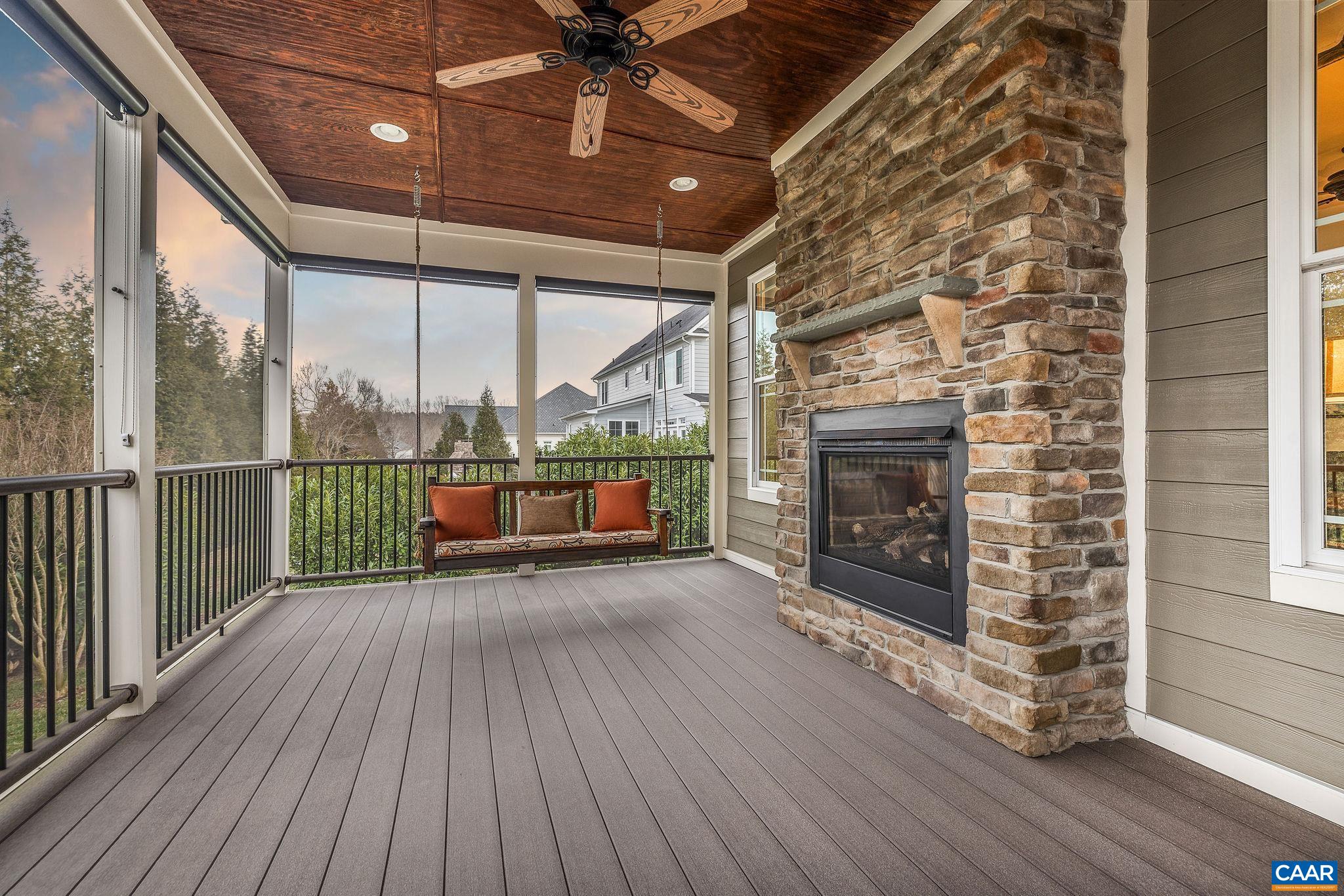 2449 PENDOWER LN