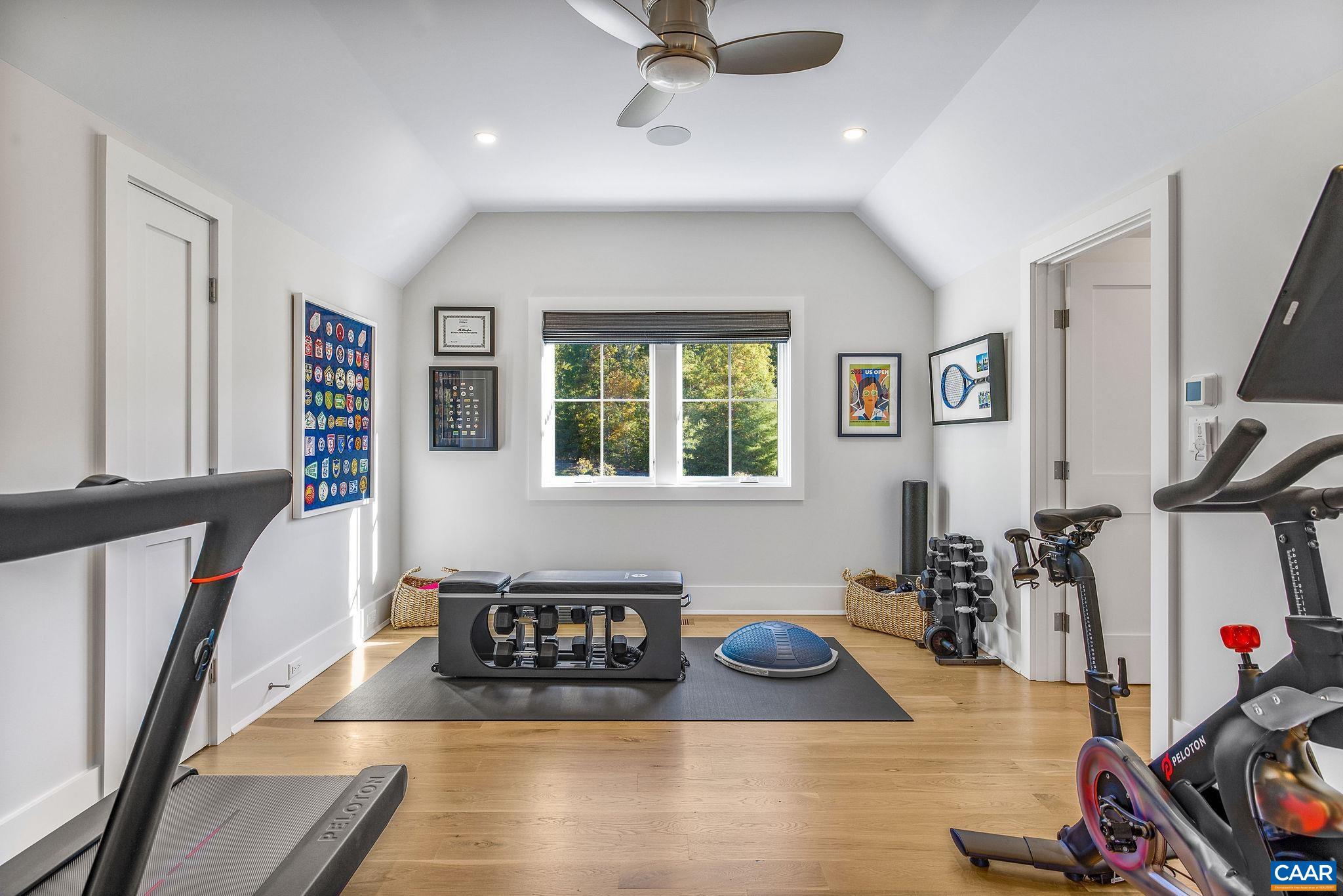 2775 PALMER DR