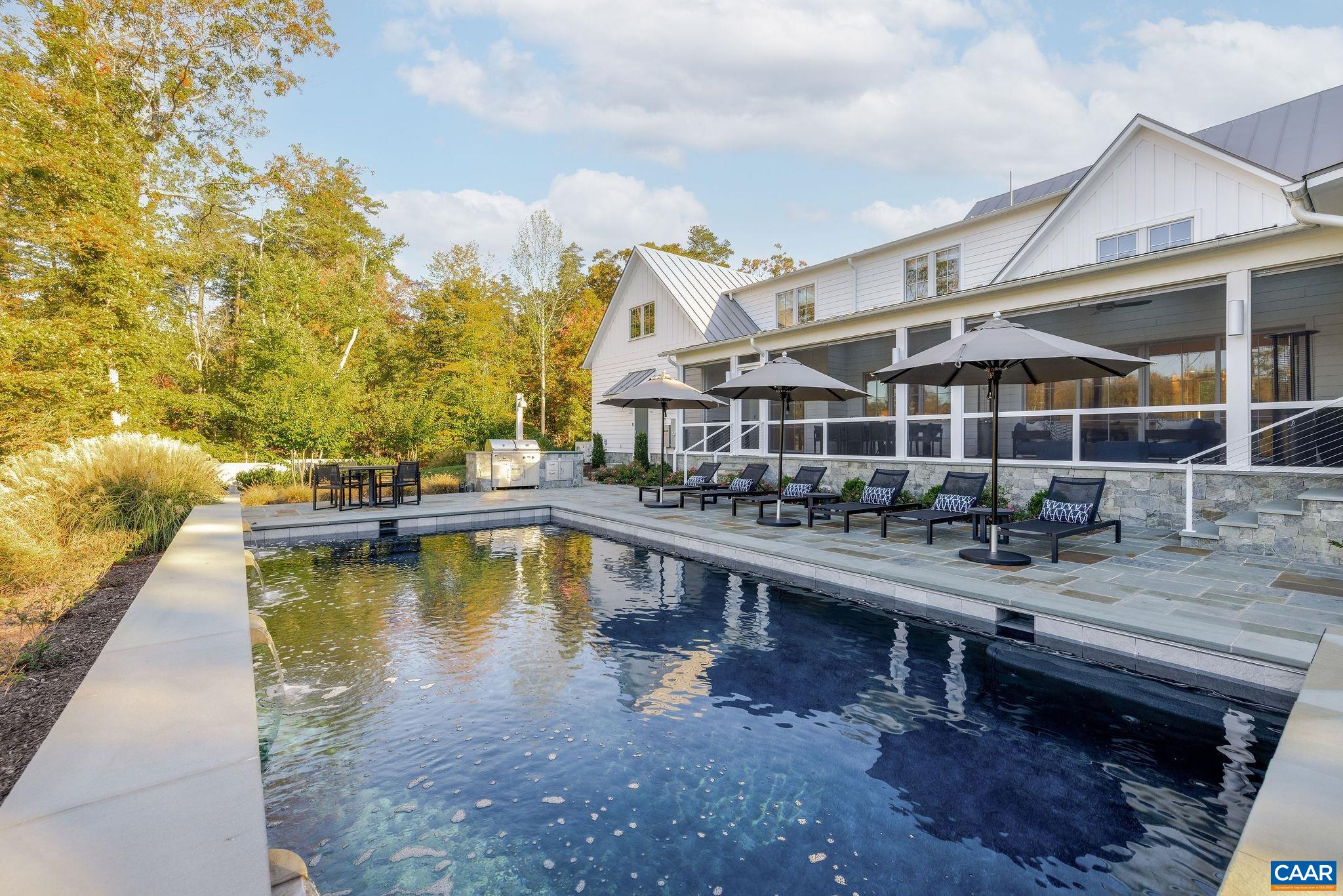 2775 PALMER DR